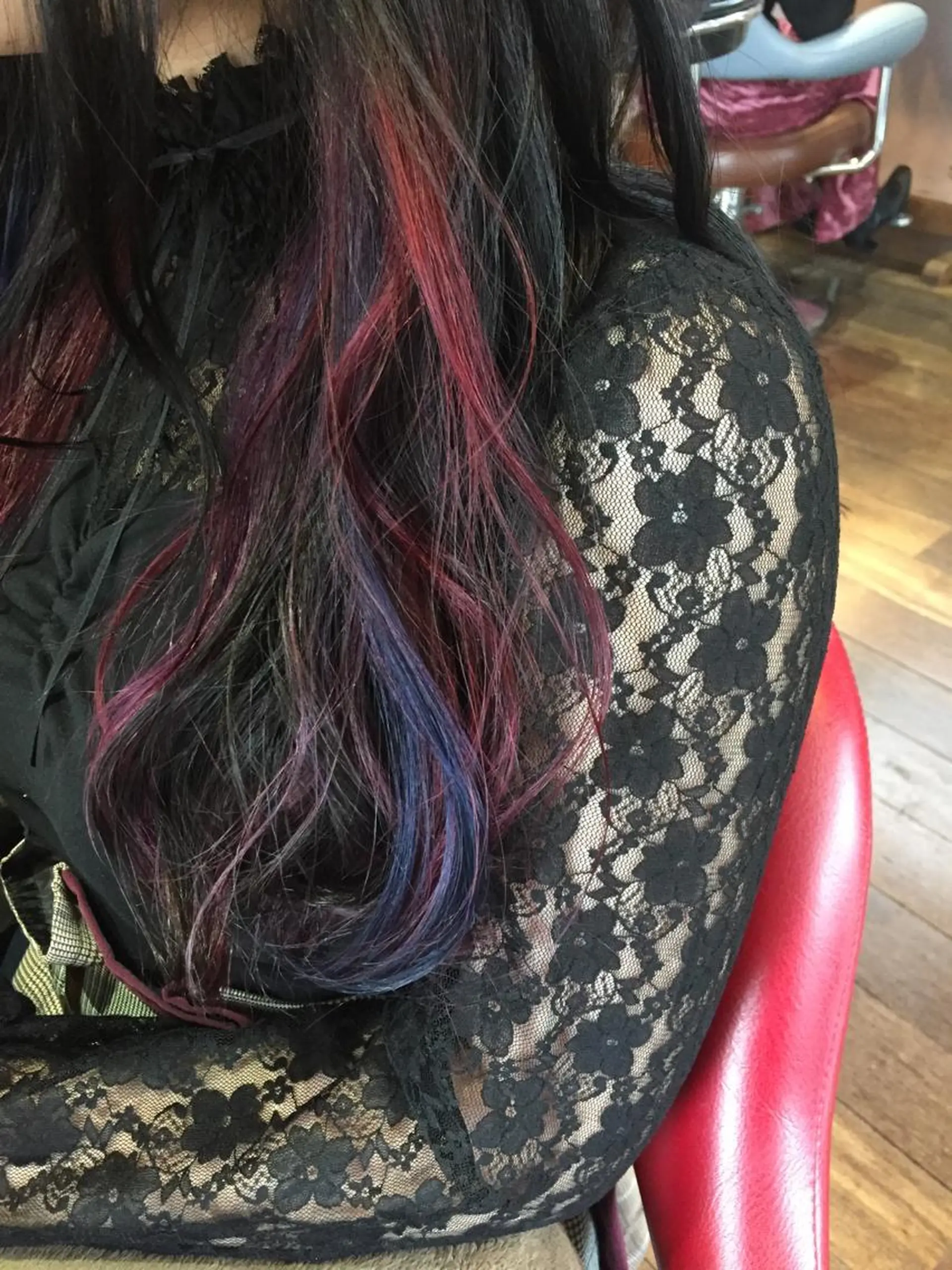 セミロング カラー グラデーションカラー 原宿サロン代表 デザインカラー伊藤卓のヘアスタイル