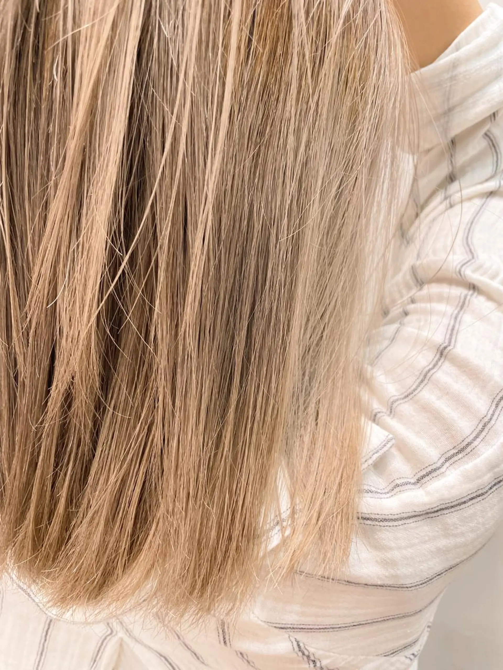 ミディアム カラー ヘアアレンジ ブリーチ ハイライトカラー ハイトーンカラー ハイライト 髪質改善🫧美髪矯正 🤍Yuiのヘアスタイル