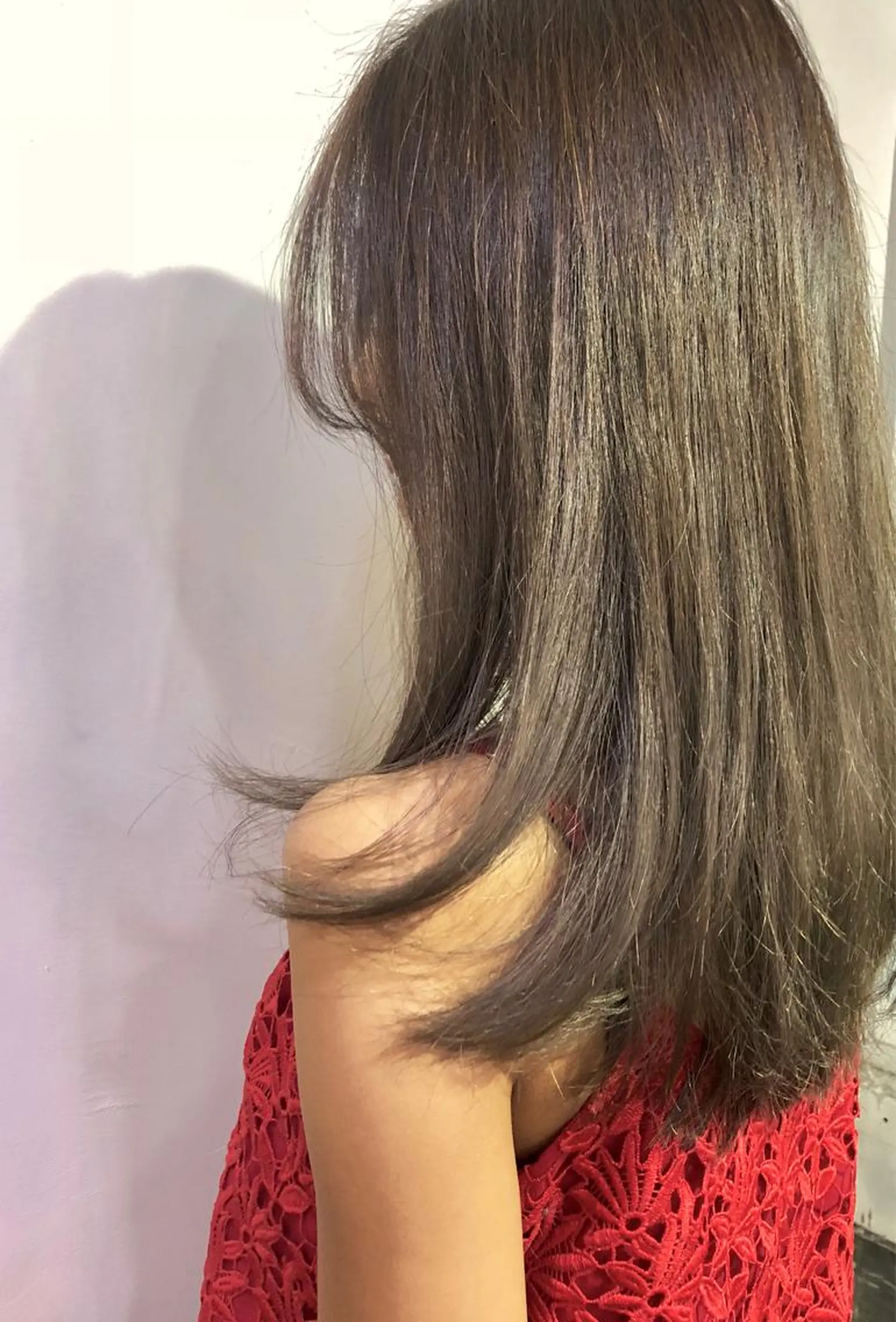 セミロング カット ヘアカラー トリートメント フェアリーテイル所属・吉田 典弘のヘアスタイル