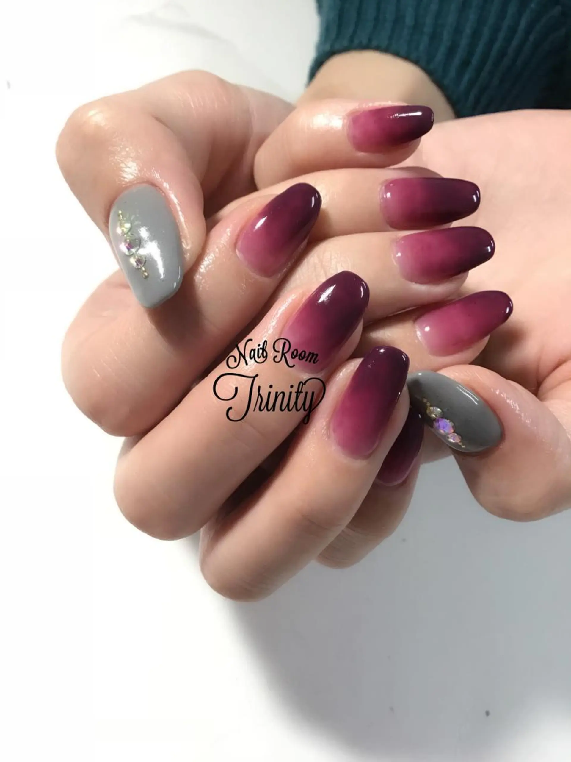 ネイル Trinity staffのネイルデザイン