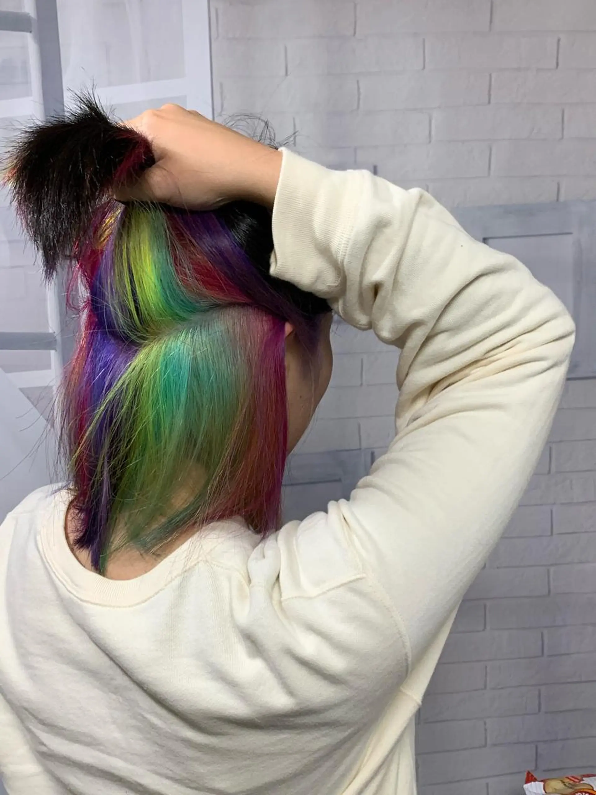 ミディアム カット ヘアカラー じょん 。のヘアスタイル