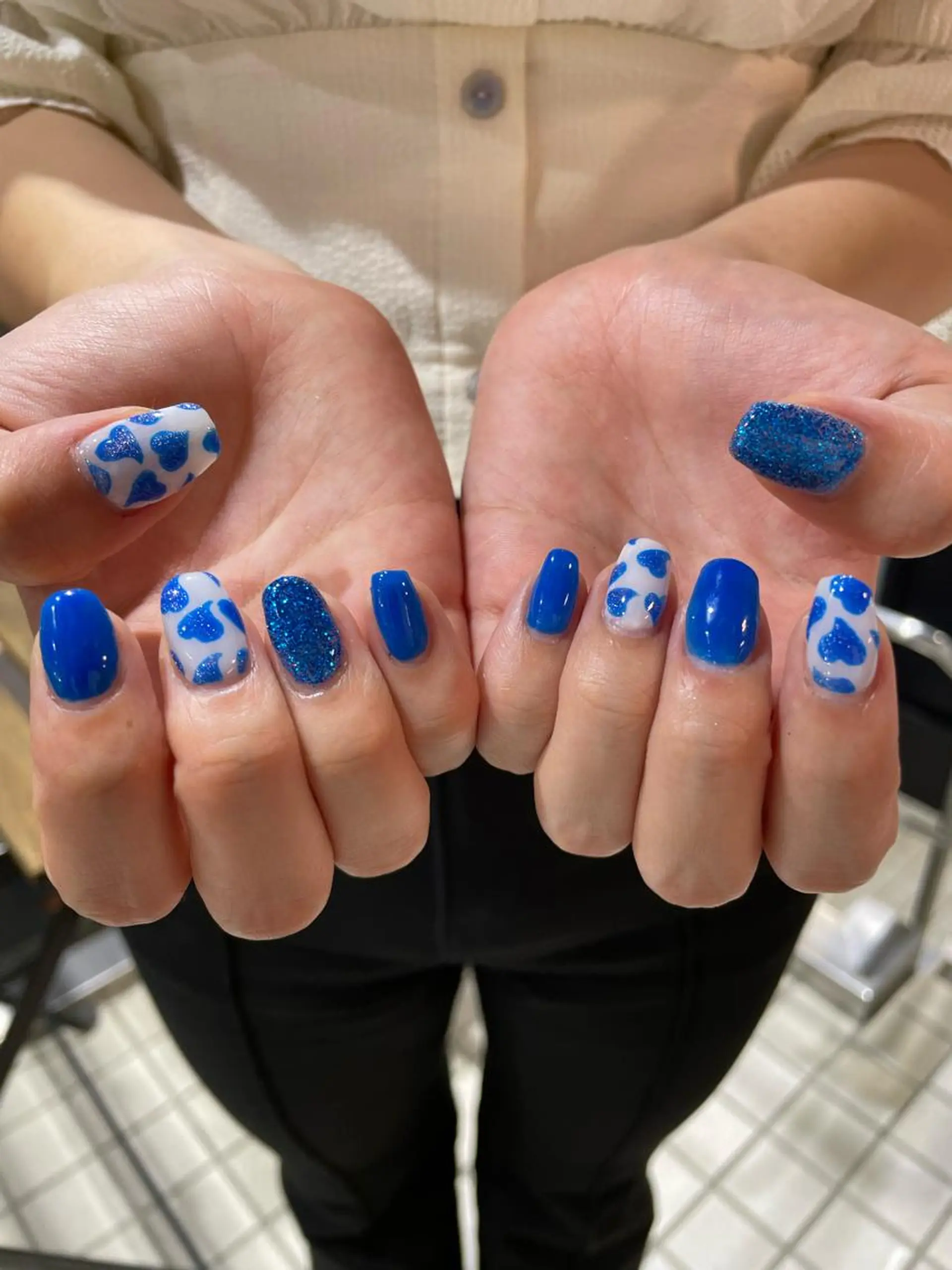 ネイル アートネイル ブルー ハンドネイル メンズ/艶髪/カラー サクラ🌸のヘアスタイル