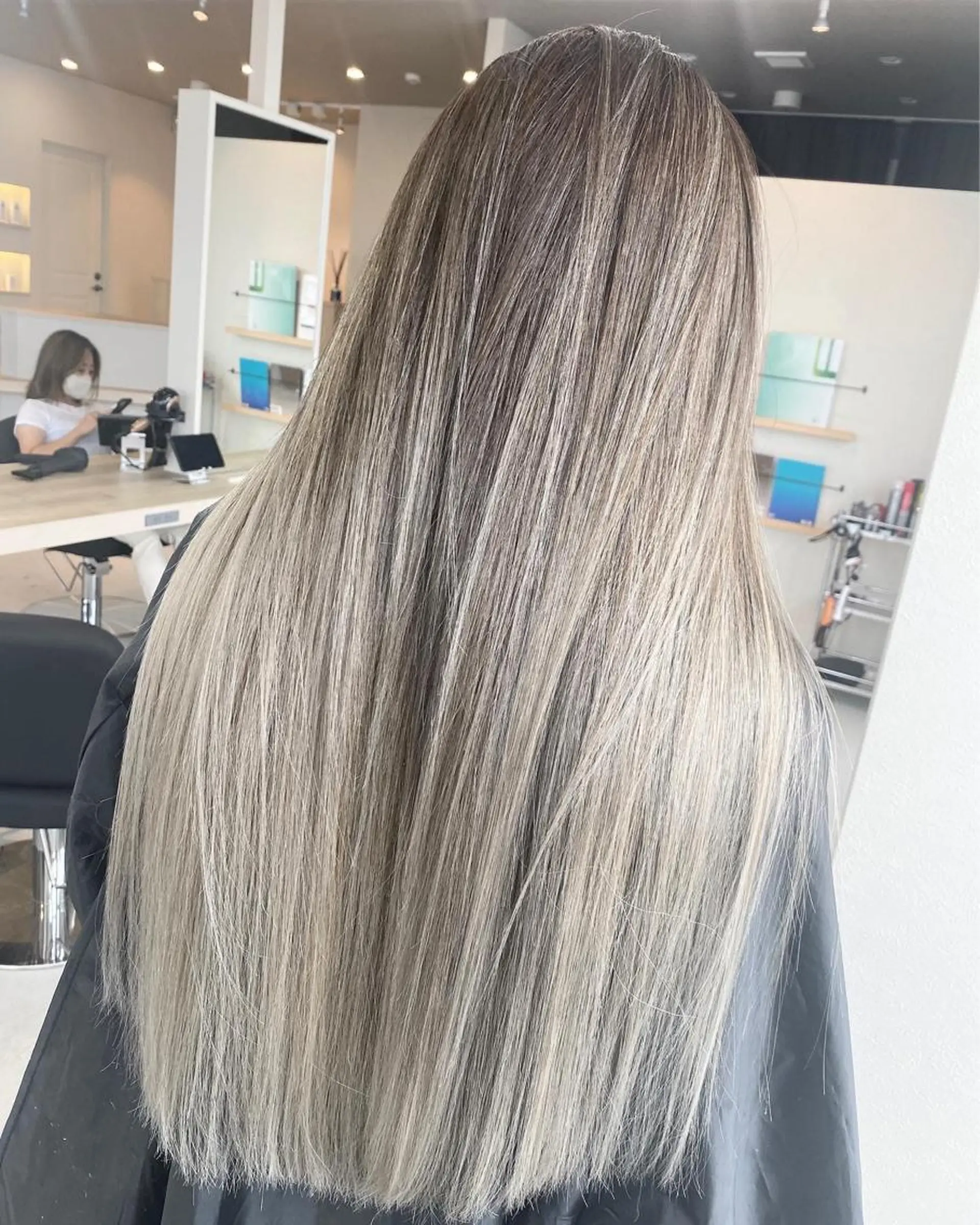 ロング カラー ヘアアレンジ ネイル マツエク・マツパ アイブロウ ヘアカラー トリートメント 井上 一平のヘアスタイル