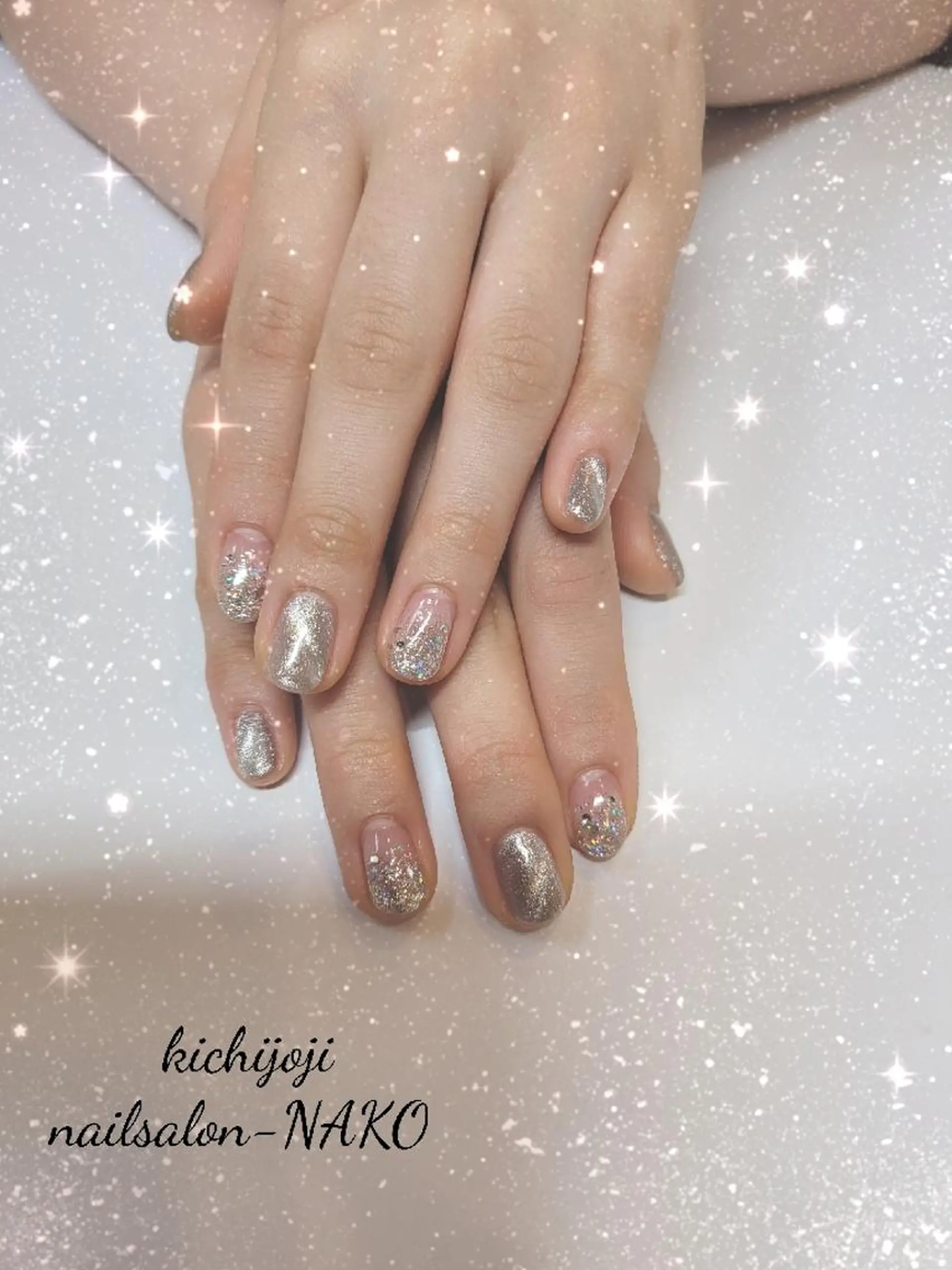 ネイル キラキラネイル Salon-NAKO 🐷shirai🐷のネイルデザイン