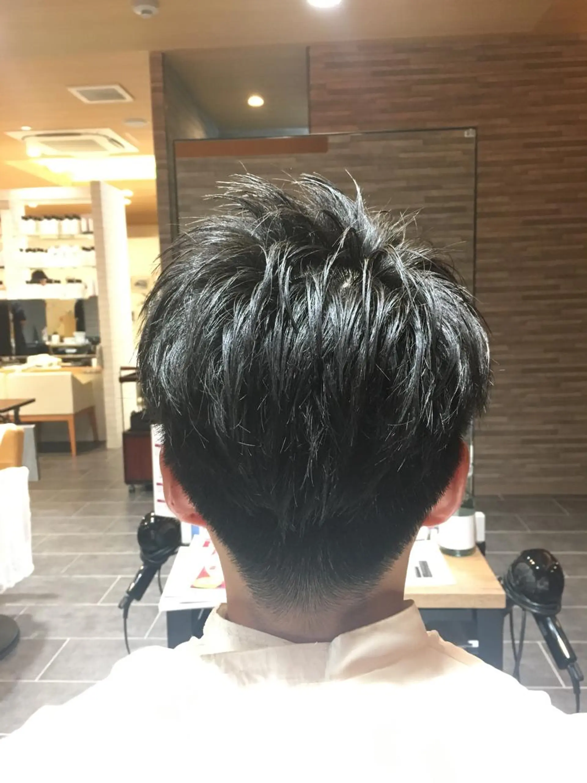 ショート メンズ 吉村 周馬のヘアスタイル
