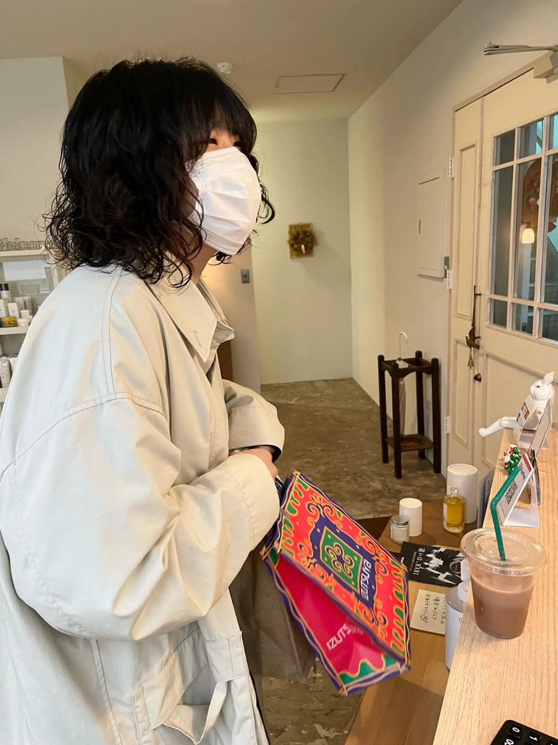 ミディアム パーマ ヒナゴ トヨカズのヘアスタイル