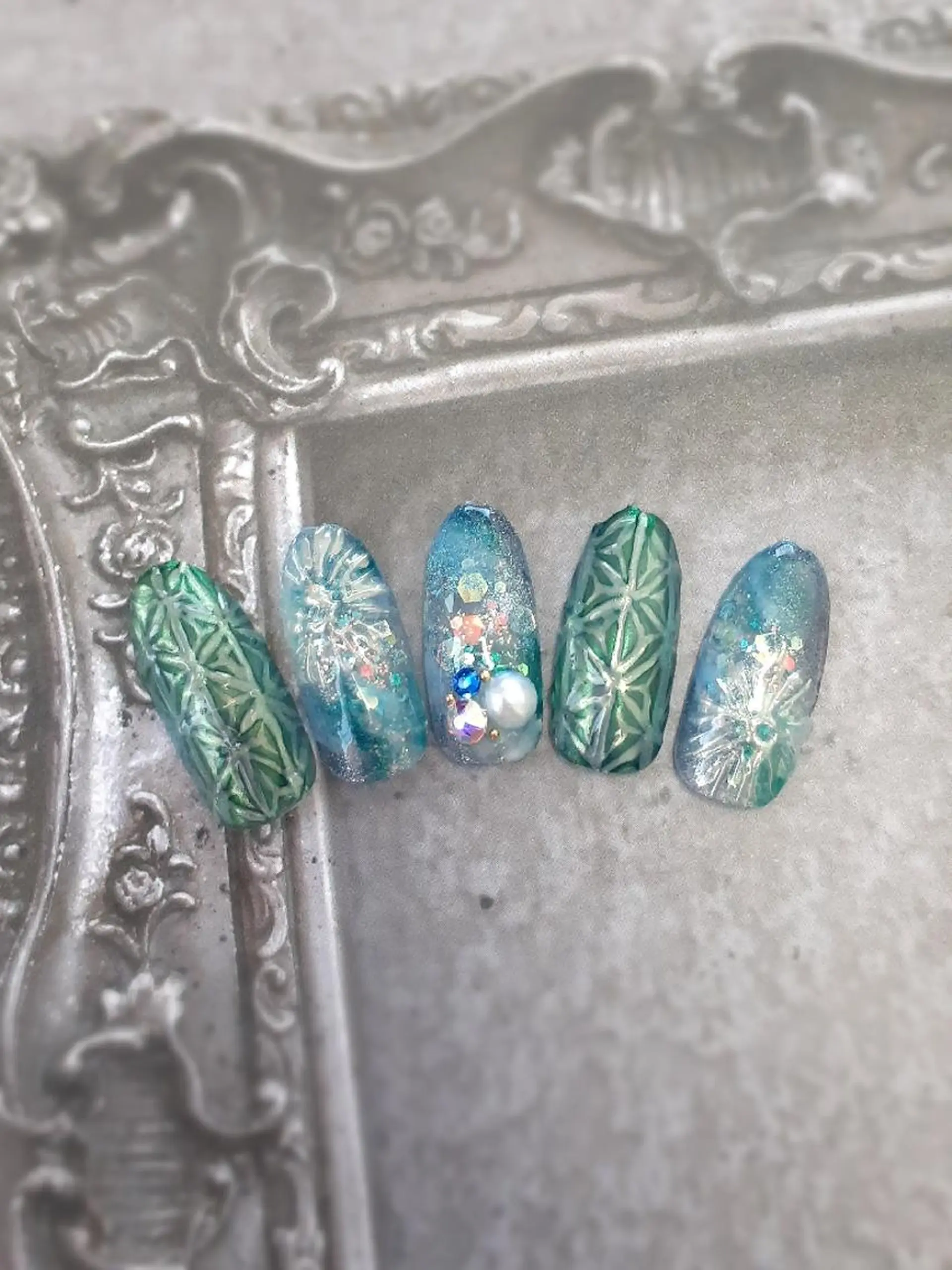 ネイル ハンドネイル 池元 真由美のネイルデザイン