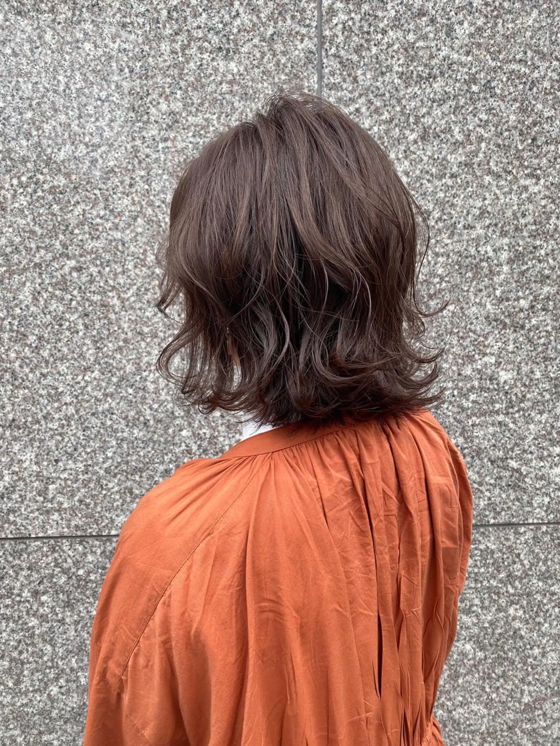 ショート カラー グレージュ ボブ 似合わせカット トリートメント カット ヘアカラー トリートメント (h)wim ウィムのヘアスタイル