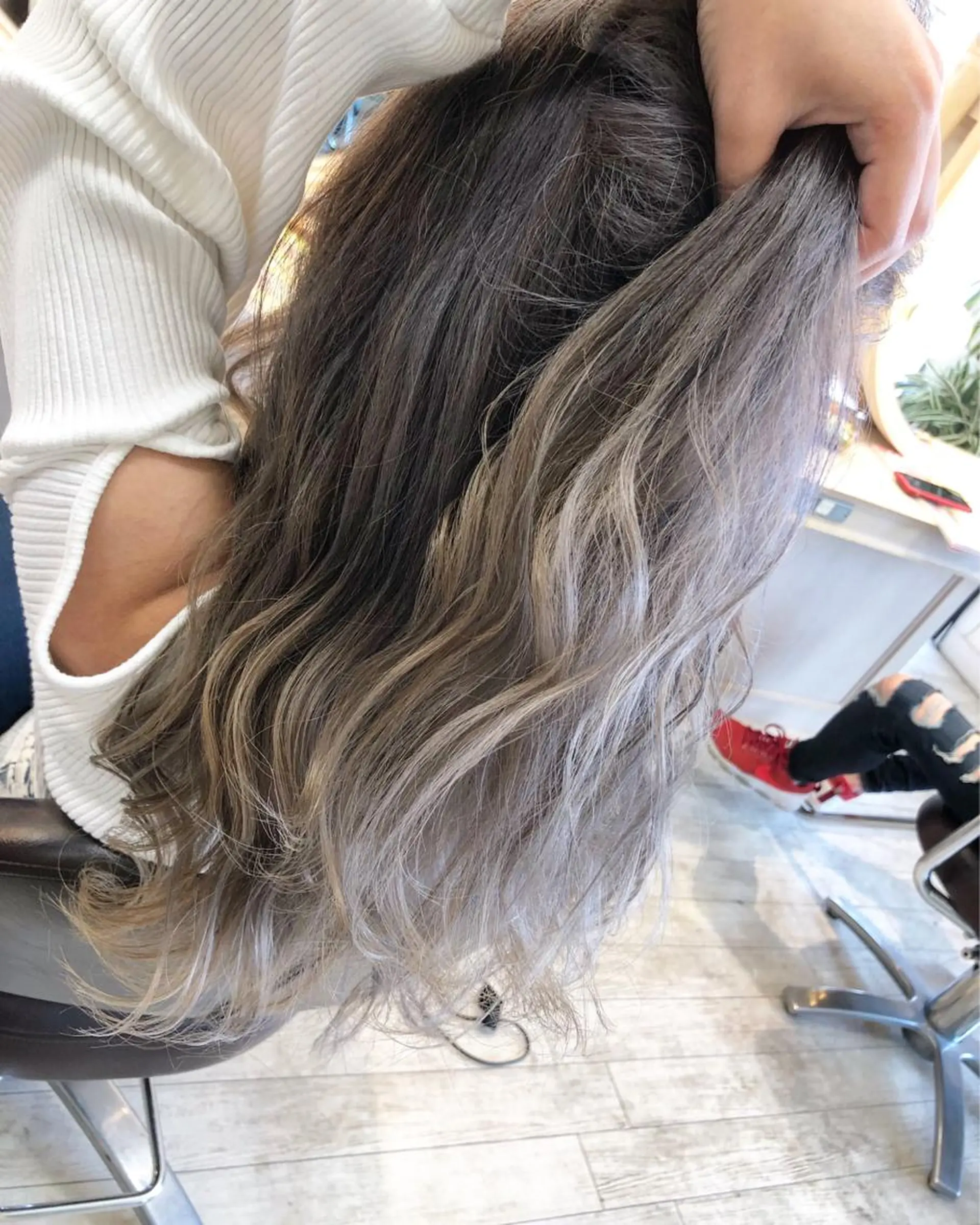 ロング カラー 🌟イメチェン美容師 🌟清水 大輝のヘアスタイル