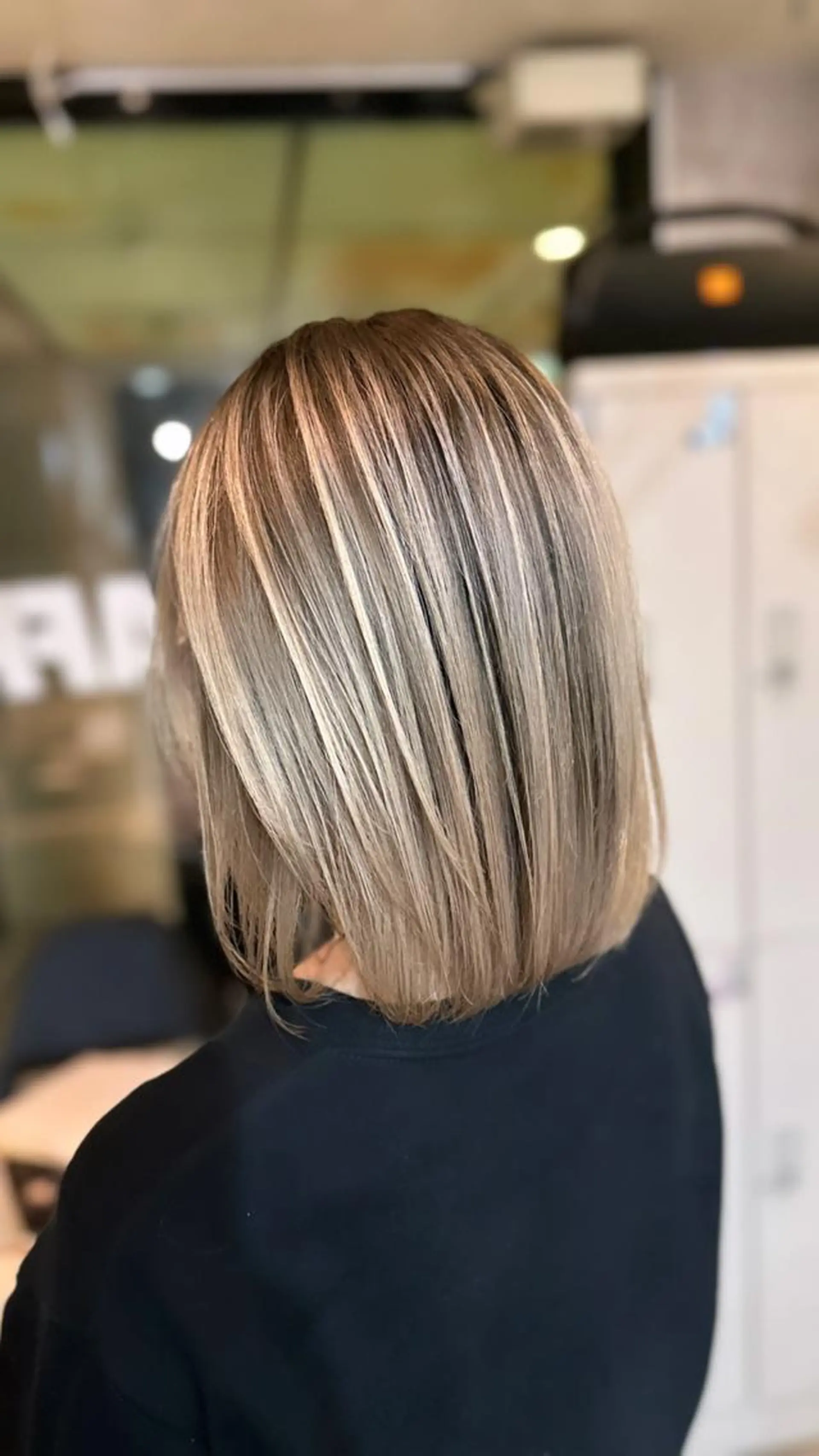 ミディアム カラー カット ヘアカラー トリートメント ヘアセット 難波ブリーチカラー 伊藤洋輝のヘアスタイル