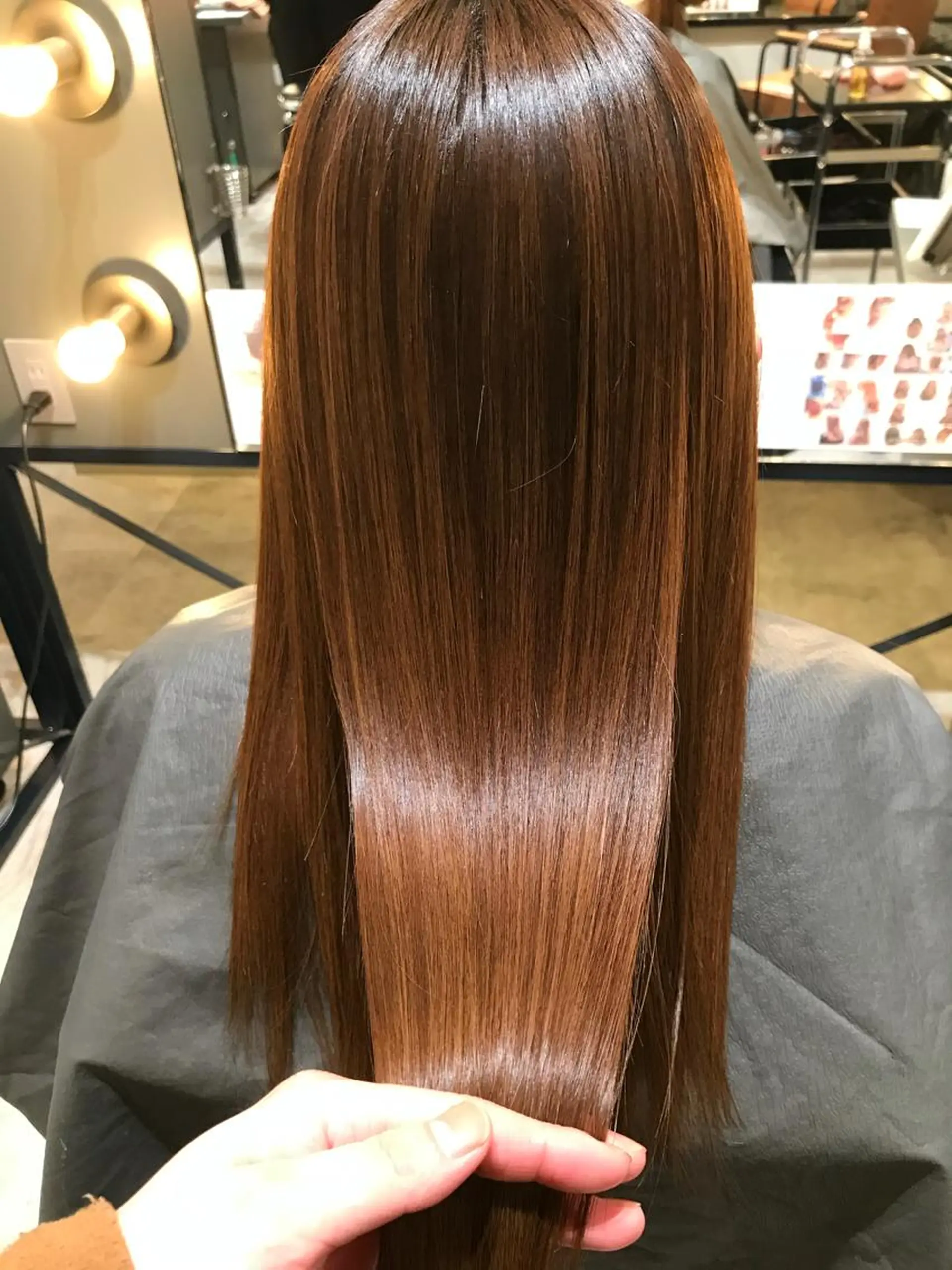 セミロング 横山 菜摘のヘアスタイル