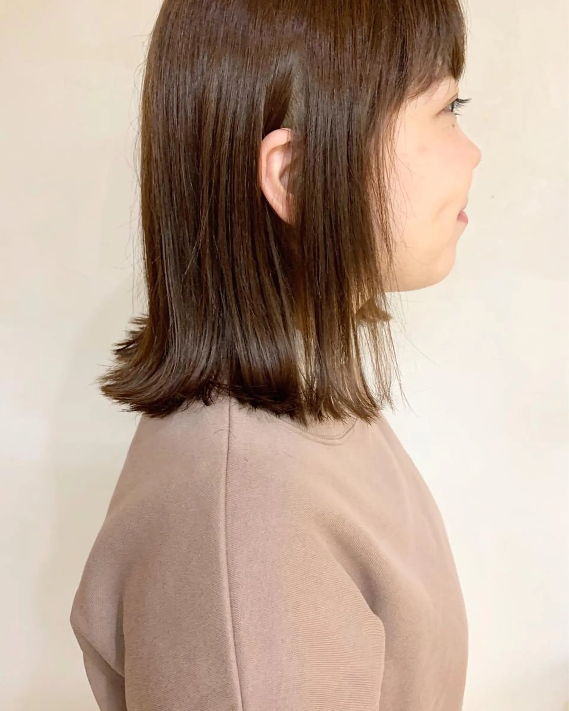 ミディアム Click所属・クニモトハルナ ボブ/柔らかカラーのヘアスタイル