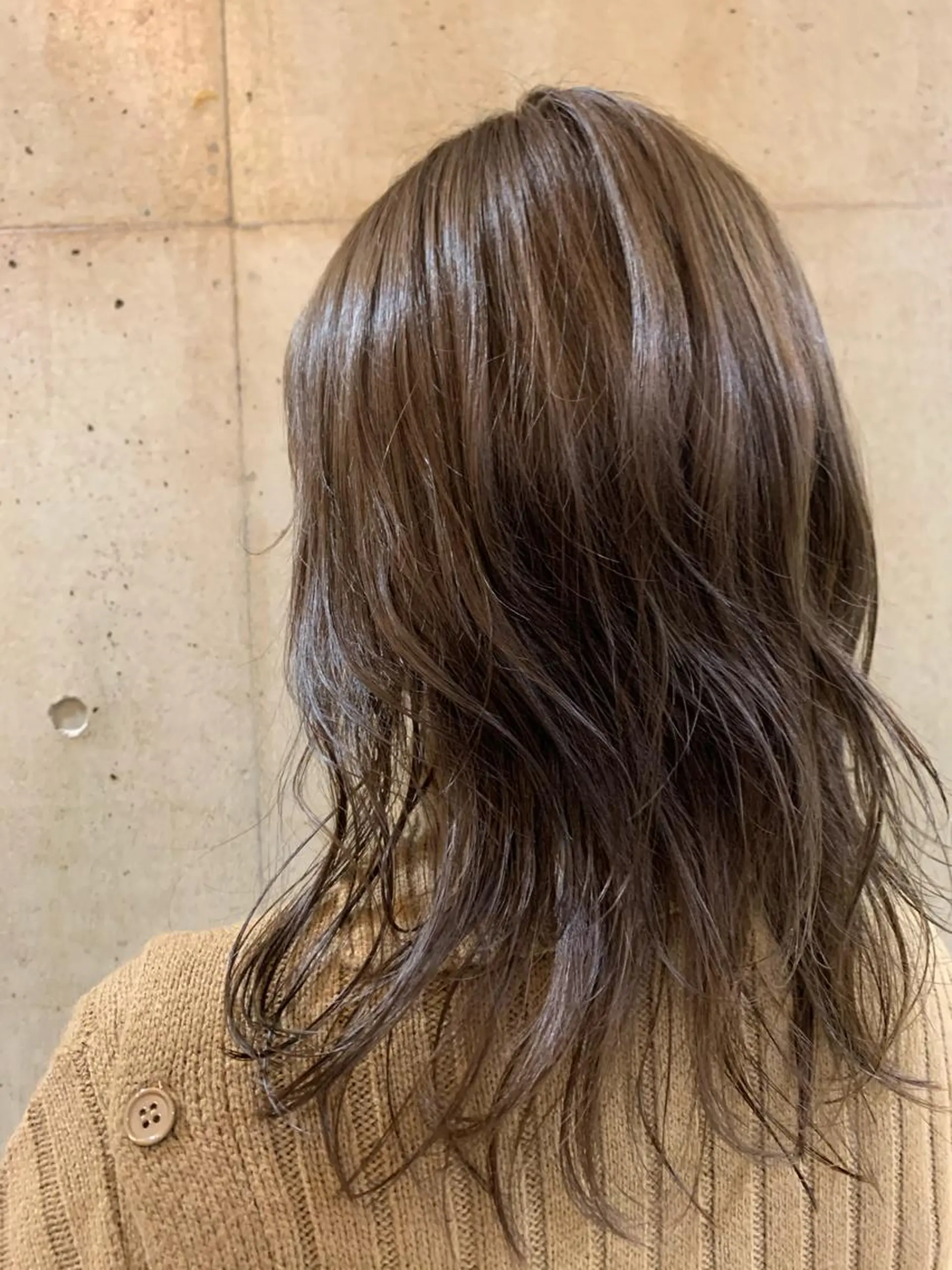 セミロング カラー 顔周り/暗髪カラー /アベ マホのヘアスタイル