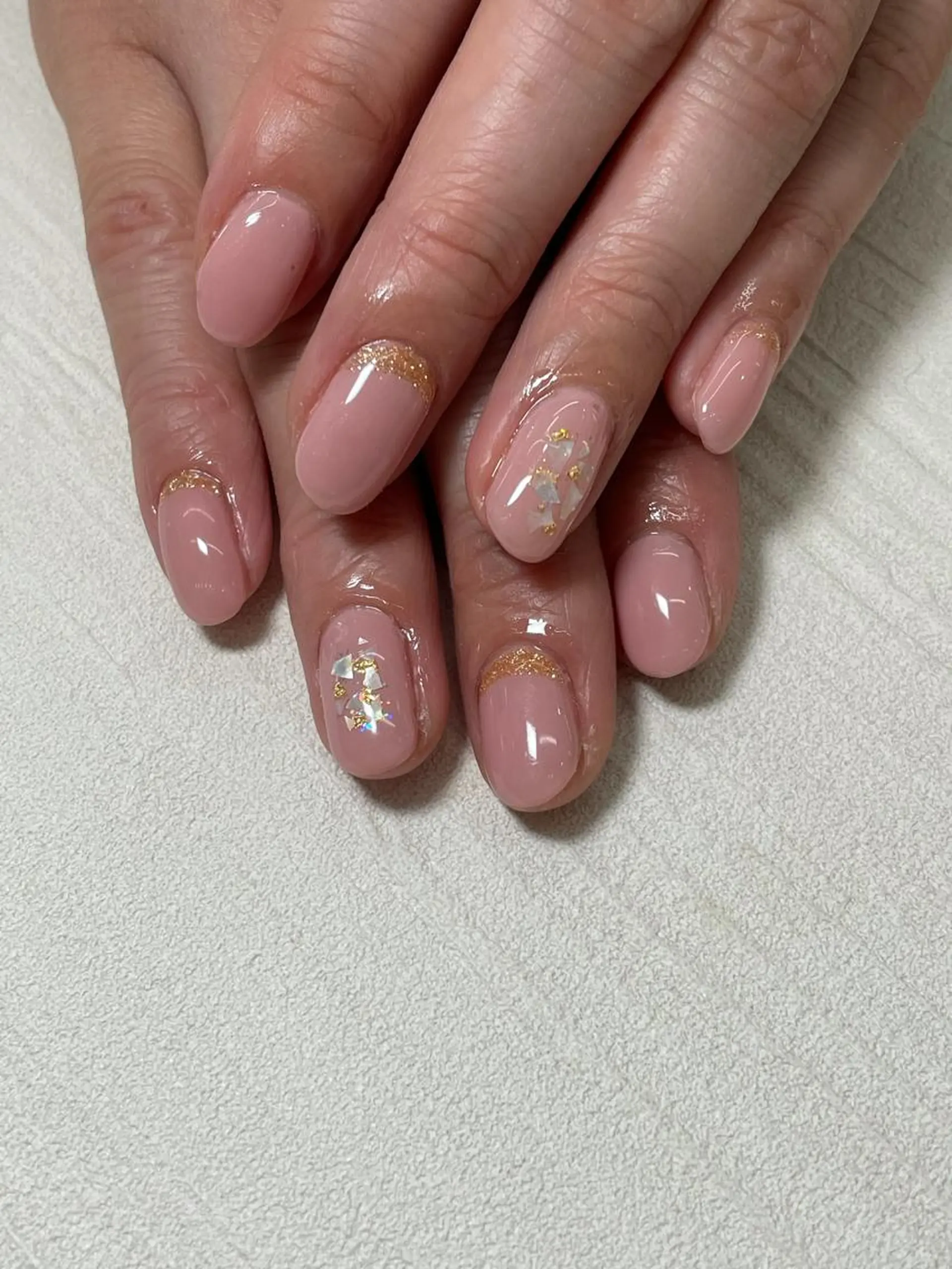 ネイル ハンドネイル 蓑原 佳央里のネイルデザイン