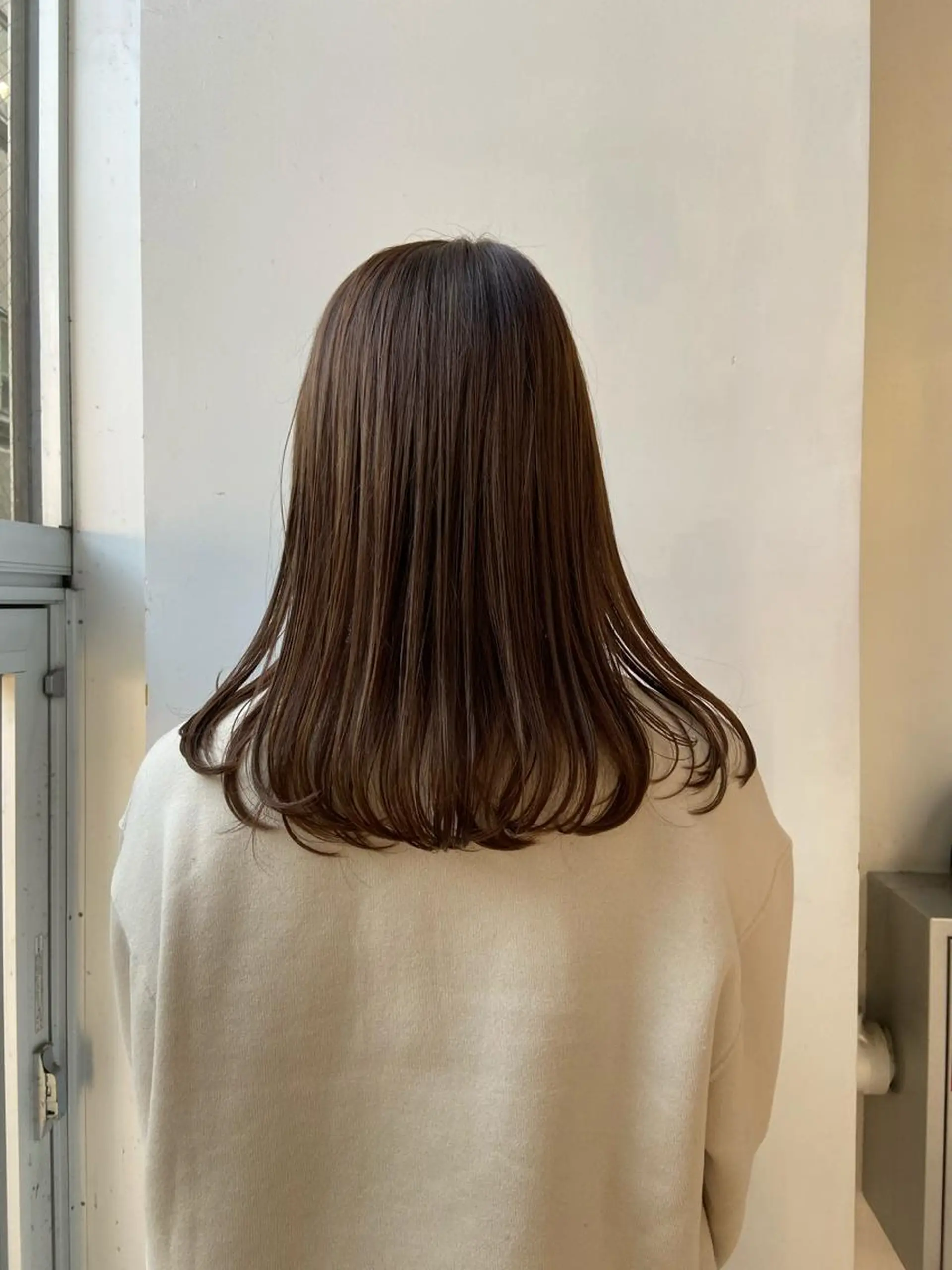 セミロング カラー ヘアアレンジ Rinon所属・沖 真琴のヘアスタイル