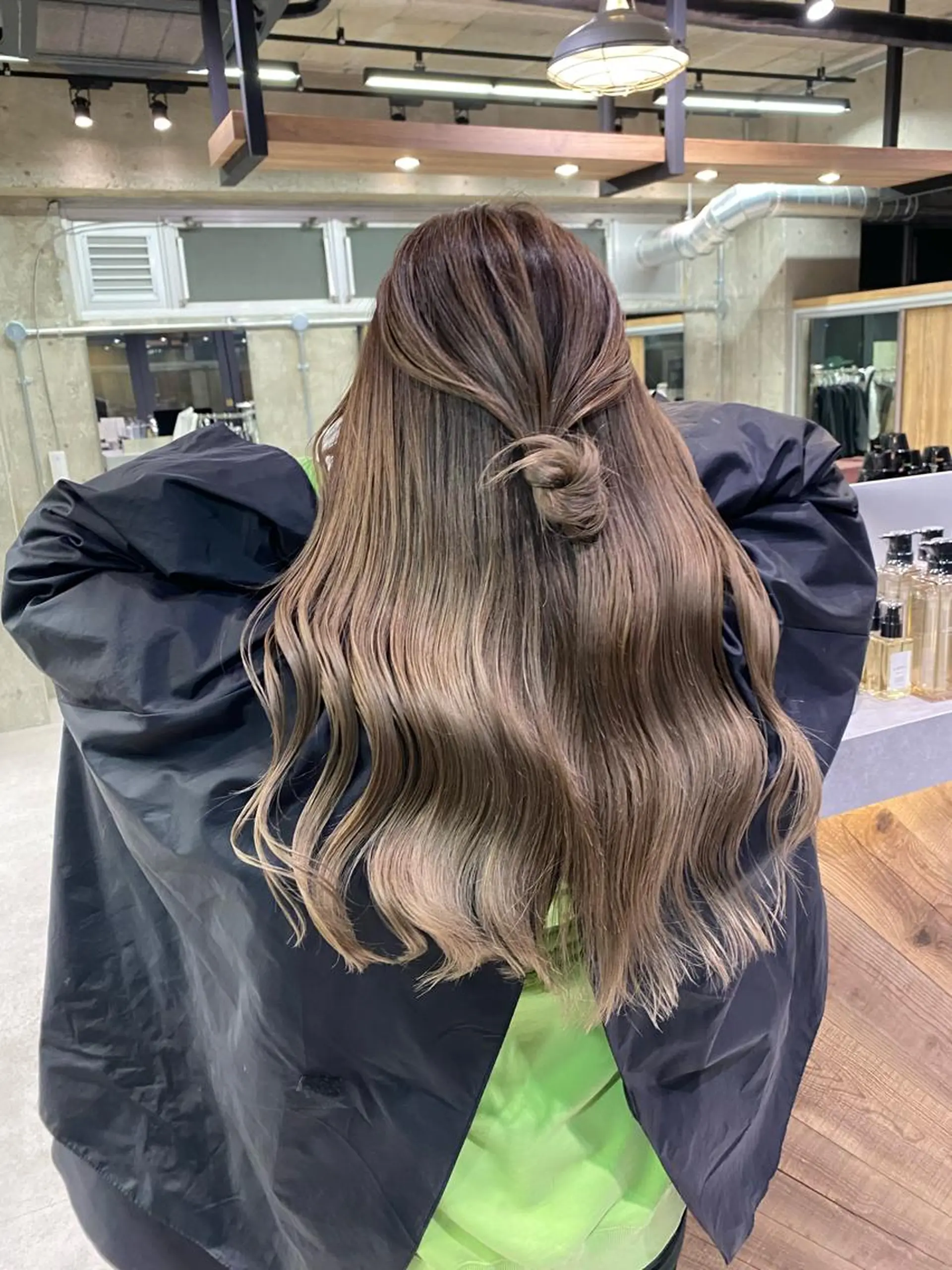 ロング カラー バレイヤージュ デザインカラー ハイライトカラー ハイライト レイヤーカット 🌈透明感カラー ✨松田龍也🌈のヘアスタイル