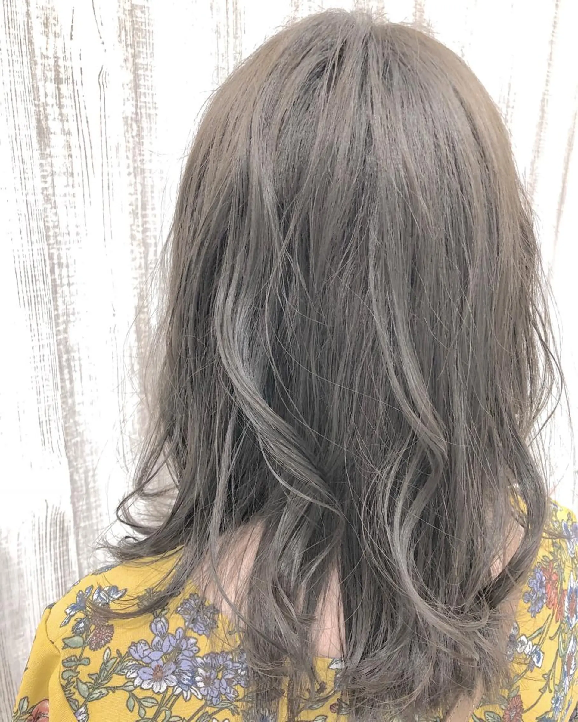 カラー 🌼志岐 恵🌼のヘアスタイル