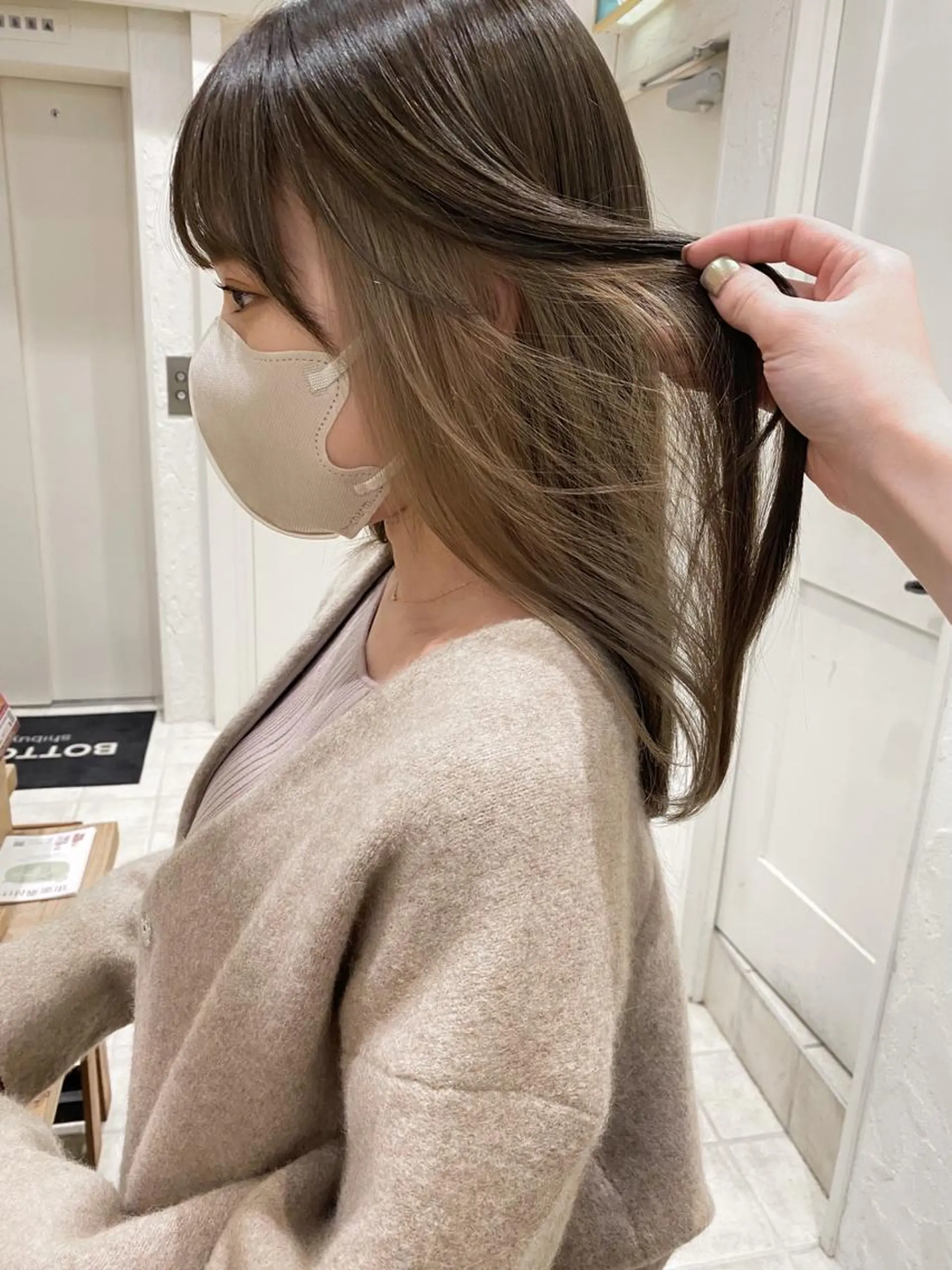セミロング カラー ベージュカラー インナーカラー ミルクティーベージュ オリーブベージュ 🌟アレンジが似合う カラー🌟Rumiのヘアスタイル