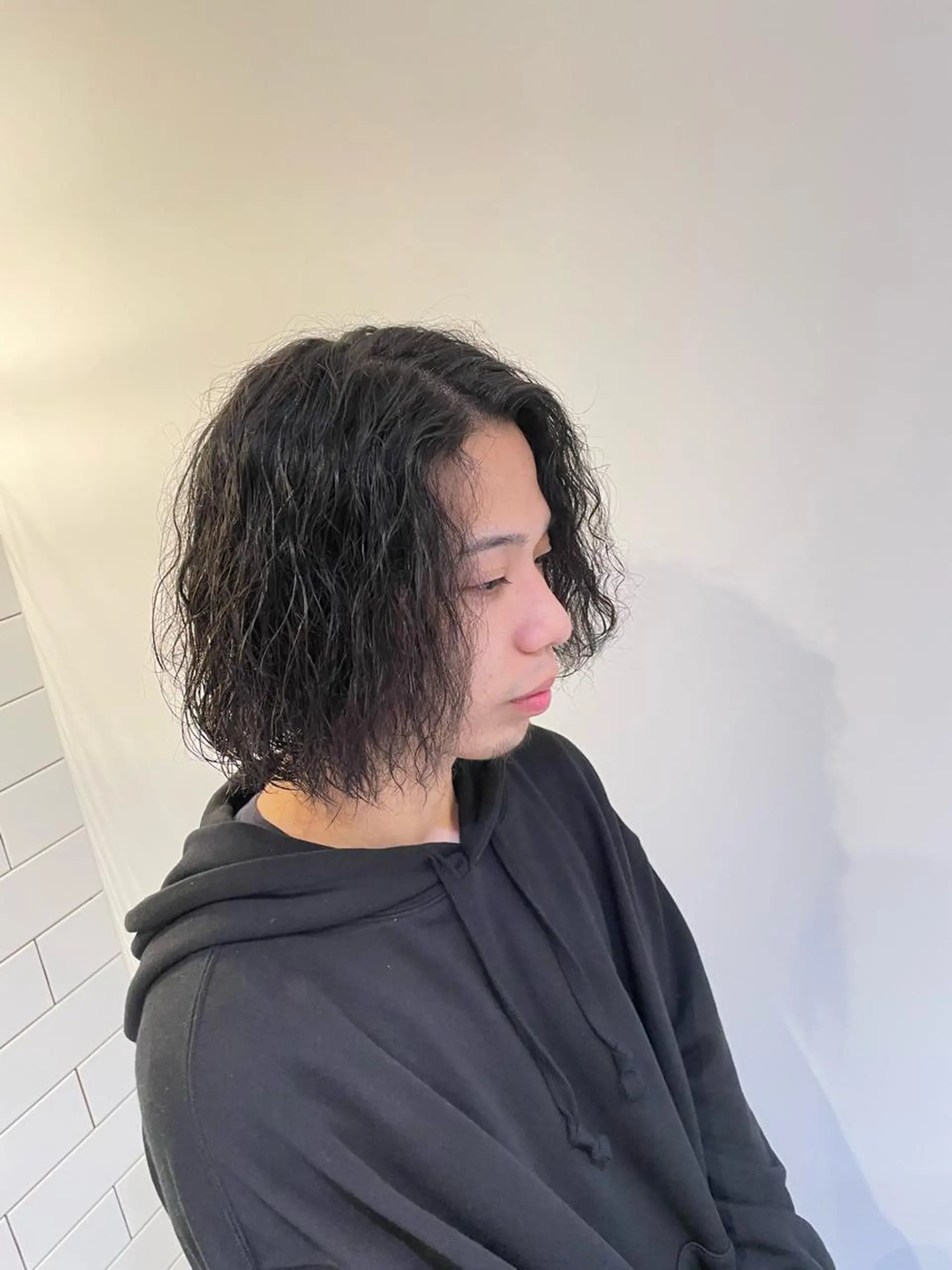 ロング QUONHEAL(クオンヒール)所属・重名 陸のヘアスタイル