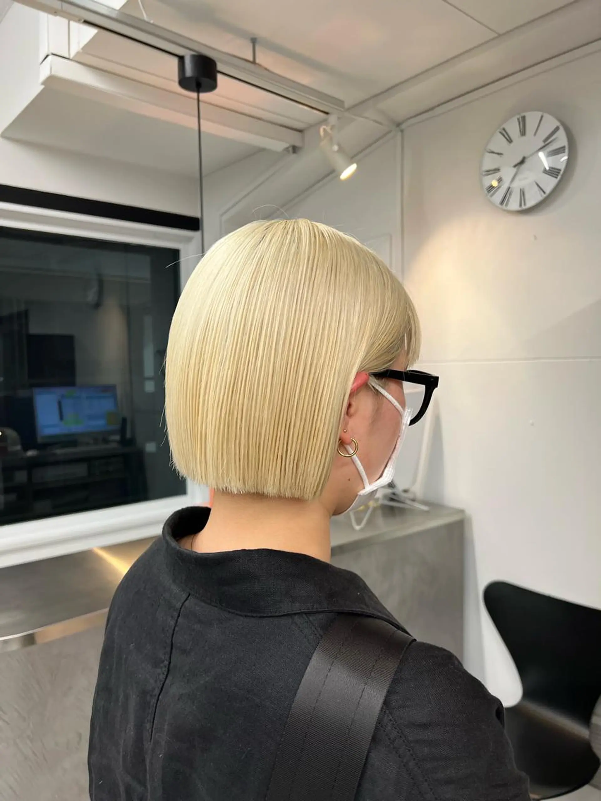 ミディアム カット ヘアカラー トリートメント INORI /フェイスレイヤーのヘアスタイル