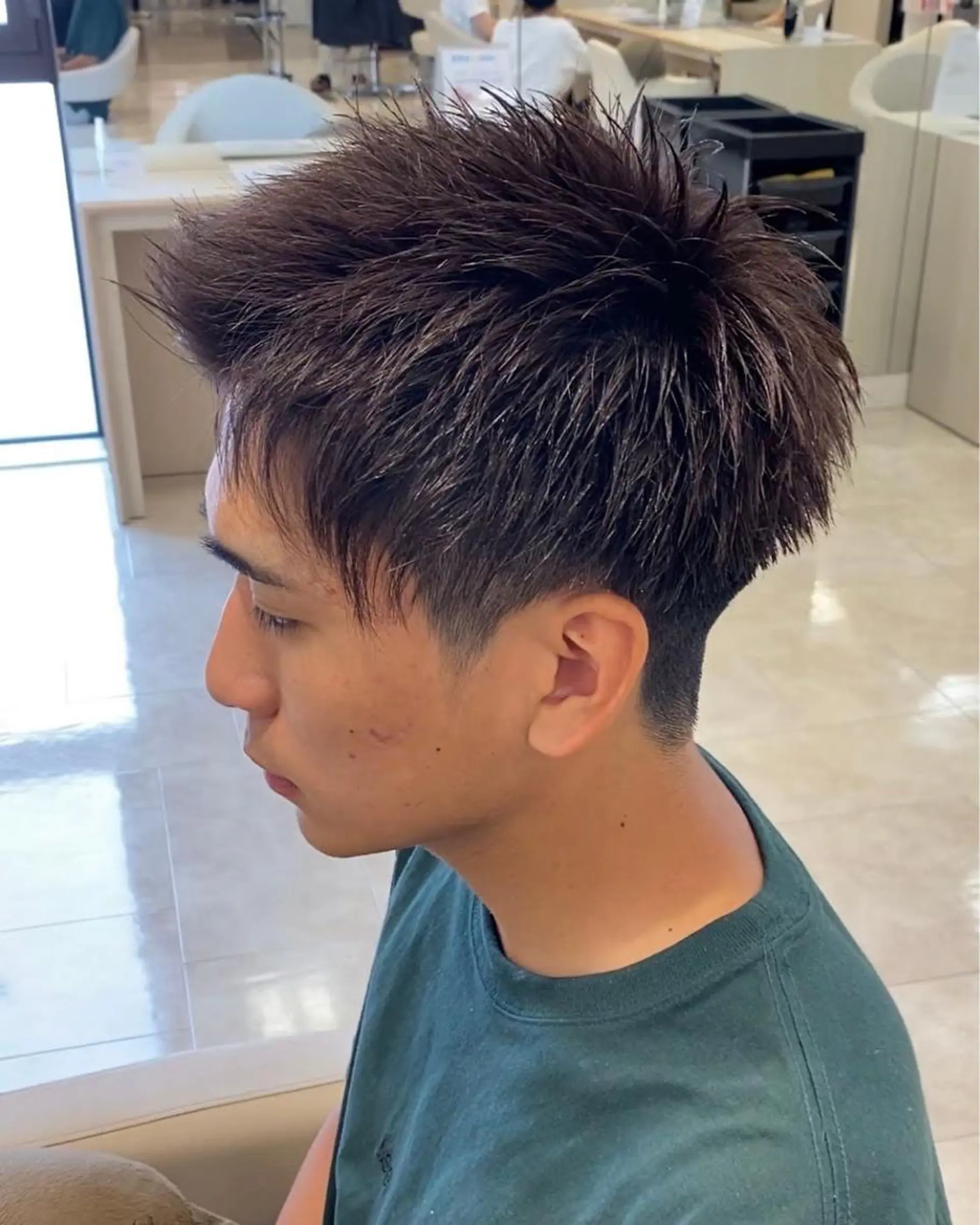 ショート メンズ 湘南/メンズパーマ/ ハイライト/ユチカのヘアスタイル