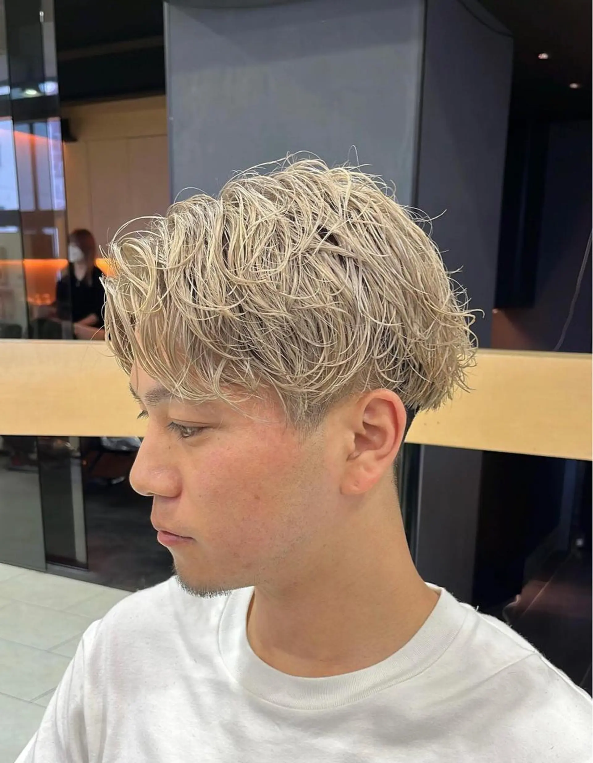 ショート カラー メンズ ｳﾙﾌ/ｾﾝﾀ- ﾊﾟｰﾄ【ﾅﾅﾐ】のヘアスタイル