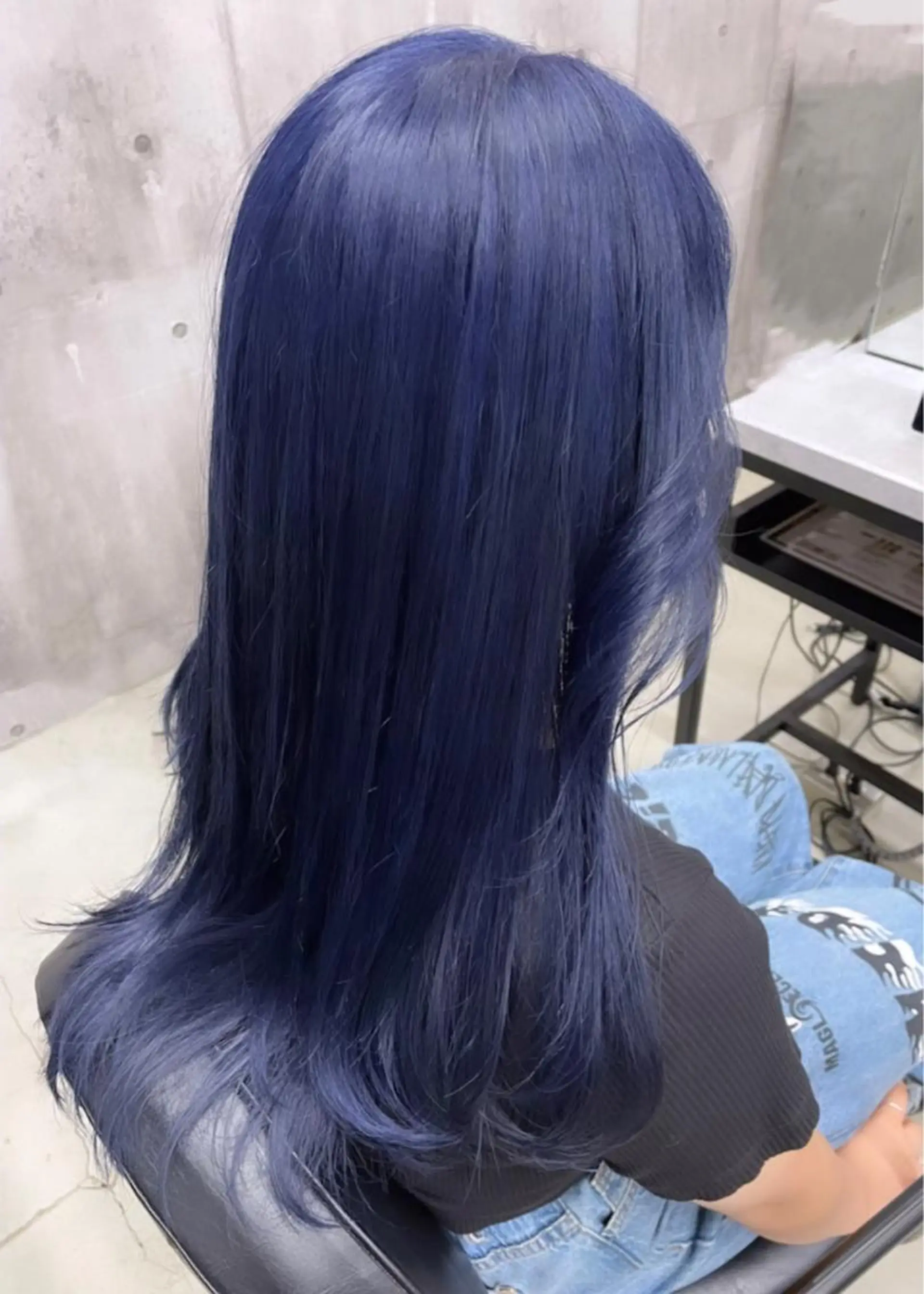 ロング カラー アディクシーカラー ブルーカラー ネイビーカラー ヘアカラー LUXBE LUCE 那覇小禄イオン店所属・LUXBE LUCE ひなののヘアスタイル