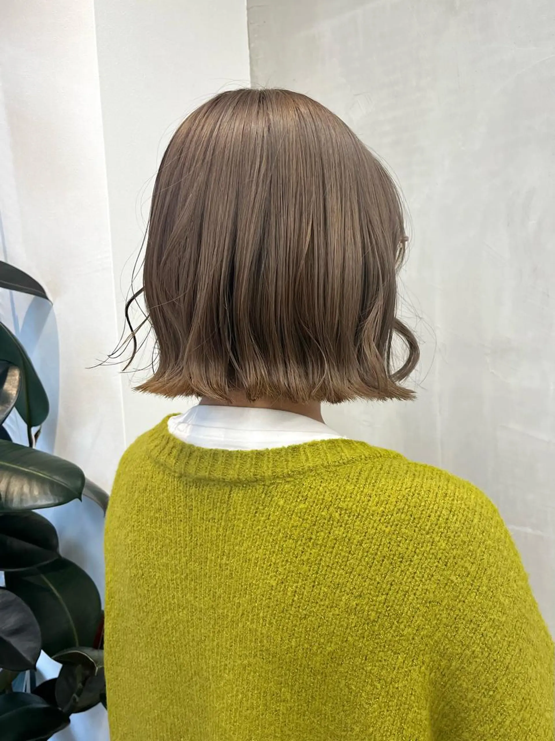 ミディアム カラー charer eye salon所属・マブチ キサラのマツエク・マツパデザイン