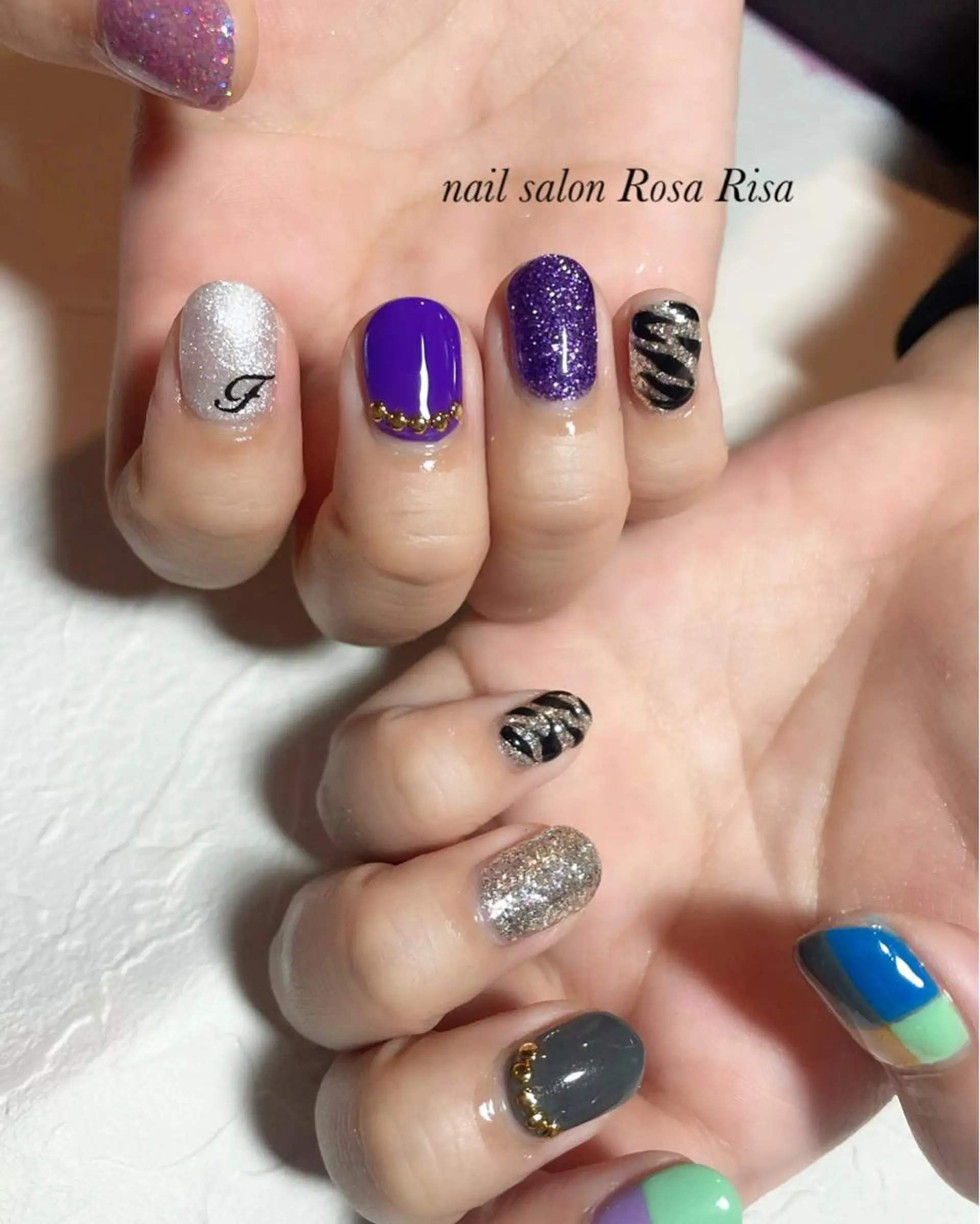 ショート ネイル ハンドネイル ネイルスタジオ シェイクユアハンズのネイルデザイン