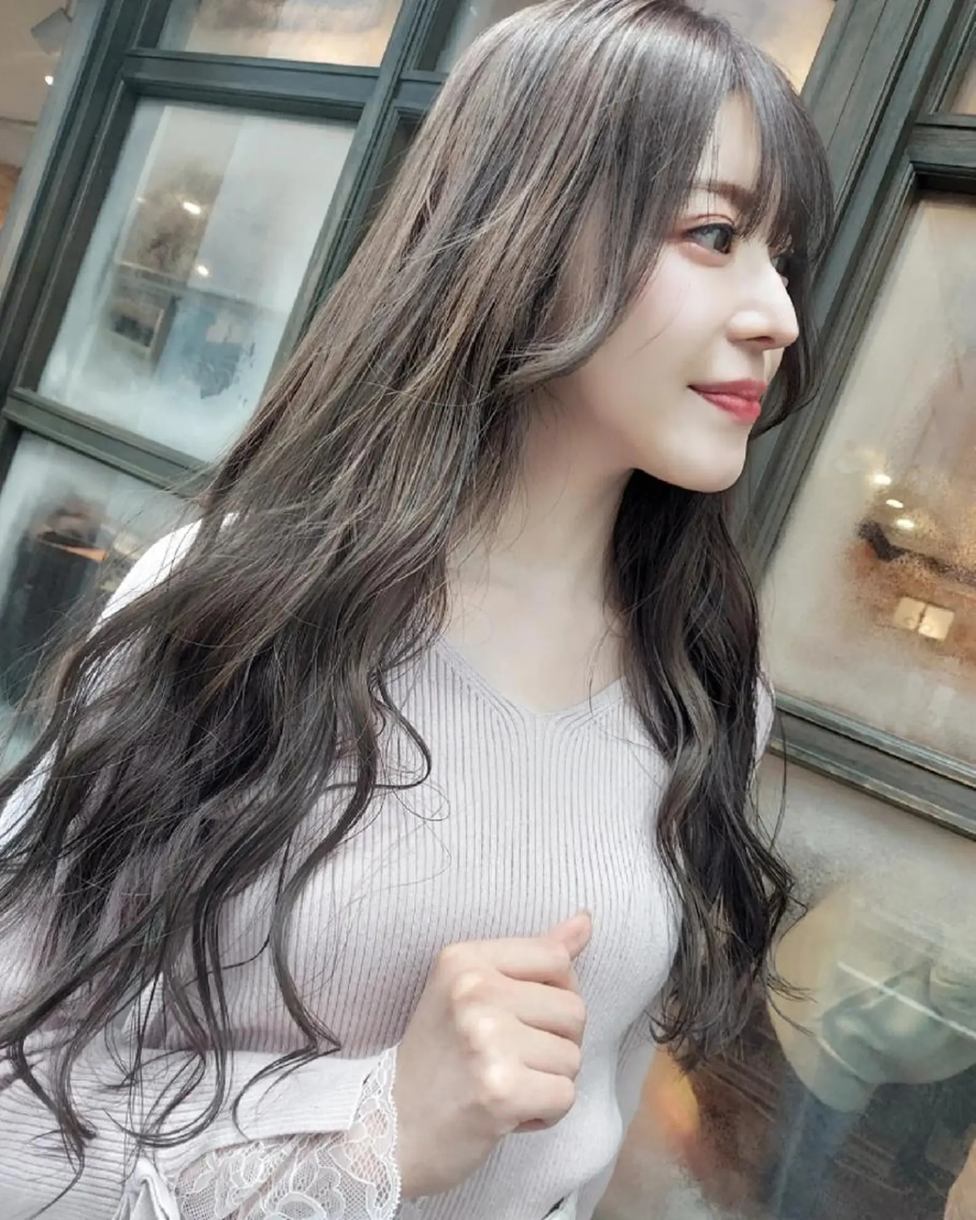 カラー ロング グレージュ grow上野御徒町【グロウ】所属・ブリーチ・ハイトーン 特化🎉内山のヘアスタイル