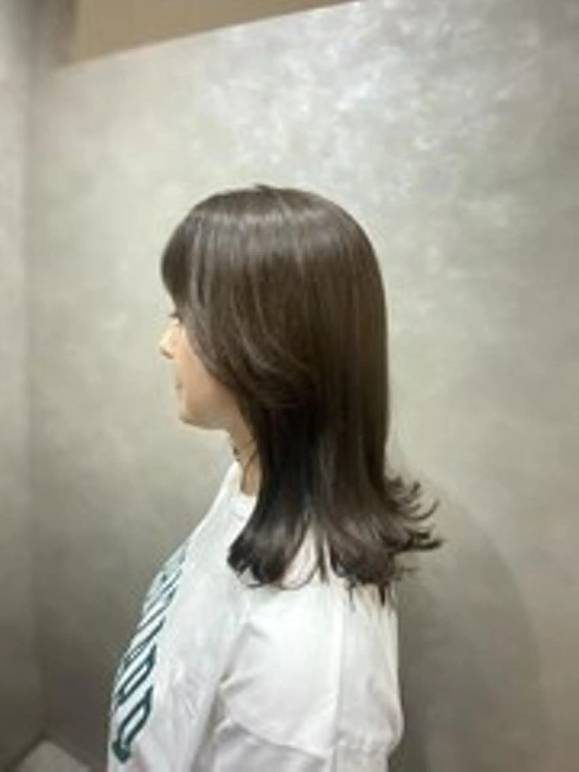 セミロング カラー ベージュカラー ブリーチ ブラウンカラー ケアブリーチ 透明感カラー ヘアカラー トリートメント 🌜ROW町田 🌛 公式のヘアスタイル