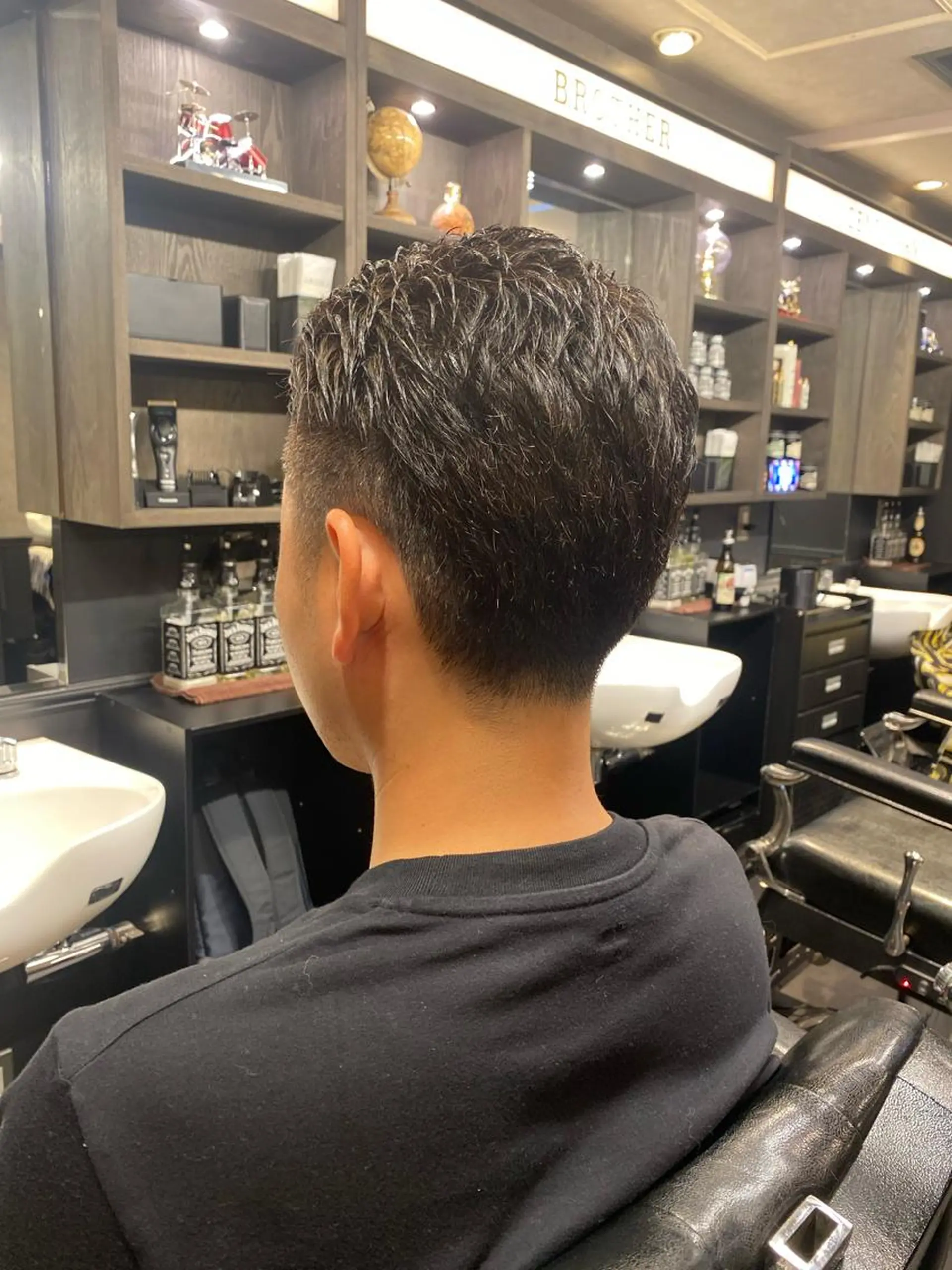 ショート メンズ 刈り上げ ヘアーサロンラムール所属・AKI ーのヘアスタイル