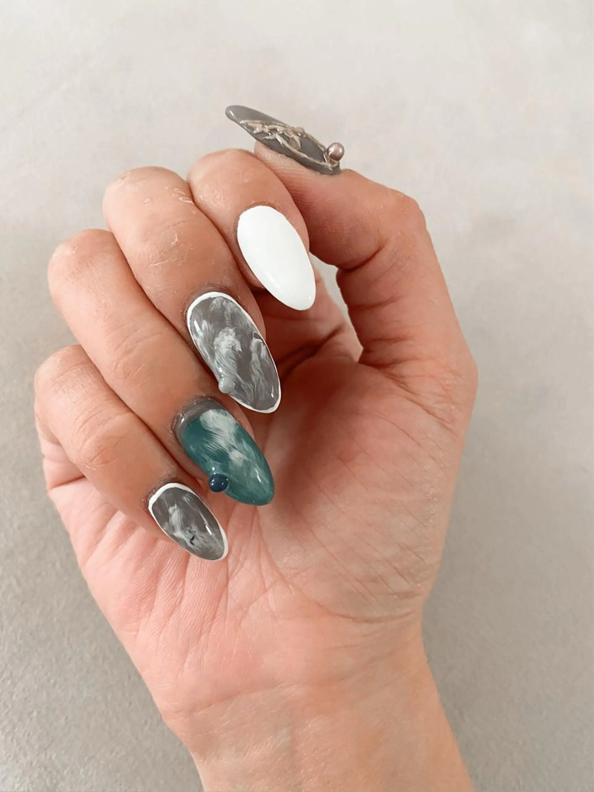 ネイル NAIL Salon IP所属・長谷川 奈緒美のネイルデザイン