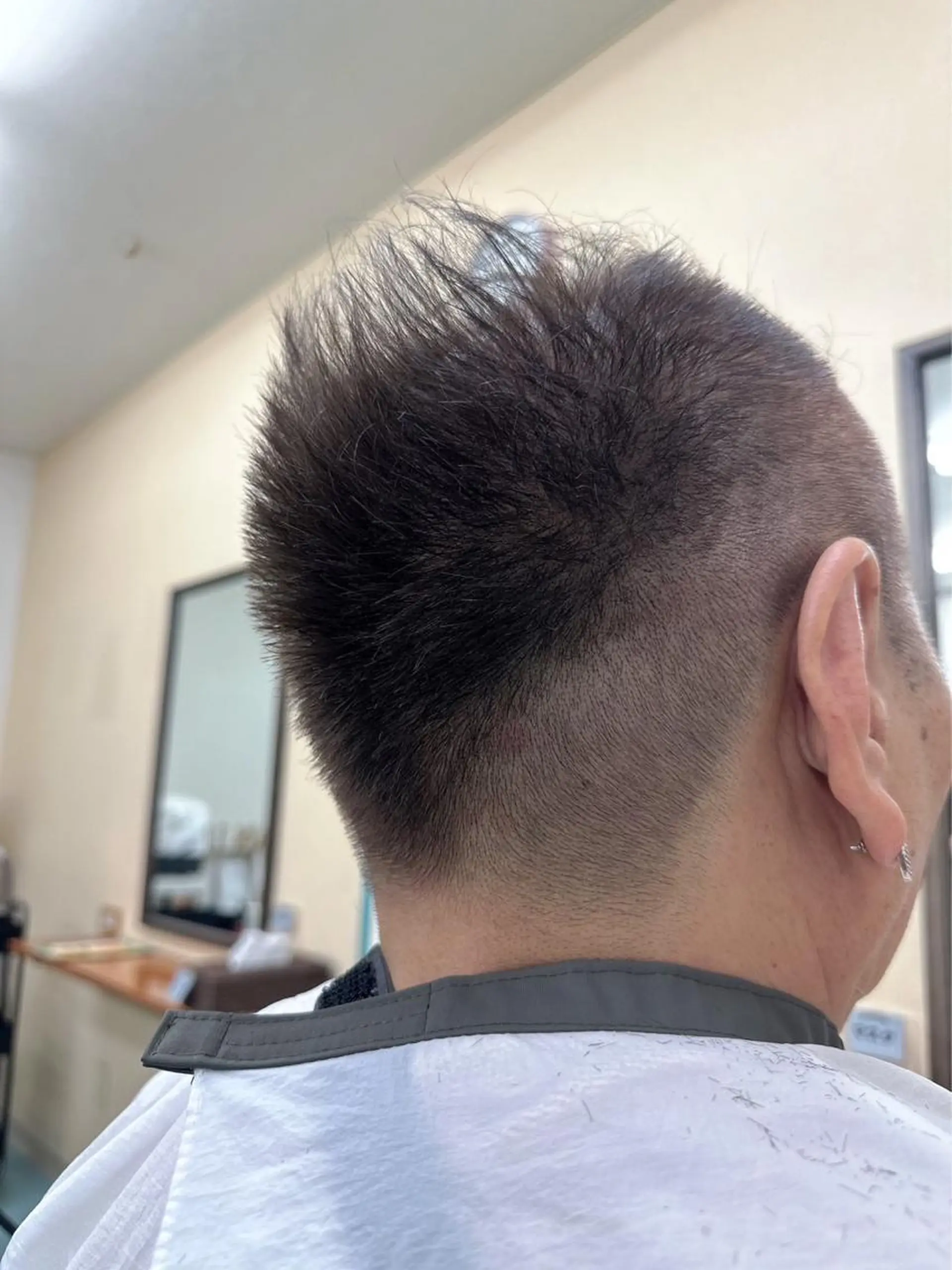 カラー メンズ 外山 理都子のエステ・リラクイメージ