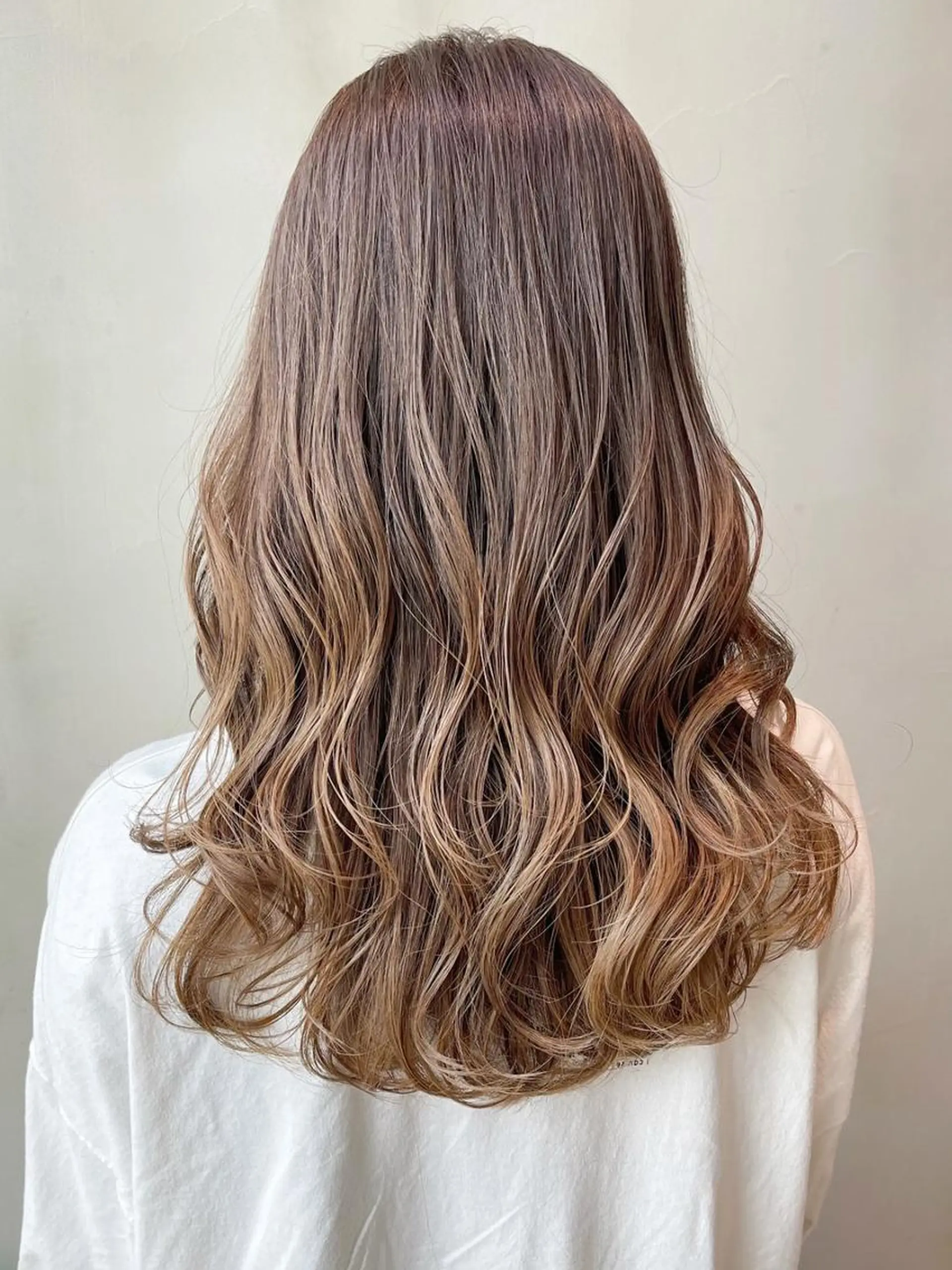 セミロング カラー パーマ ヘアアレンジ グラデーションカラー ITbyALBUM 浦和店のヘアスタイル