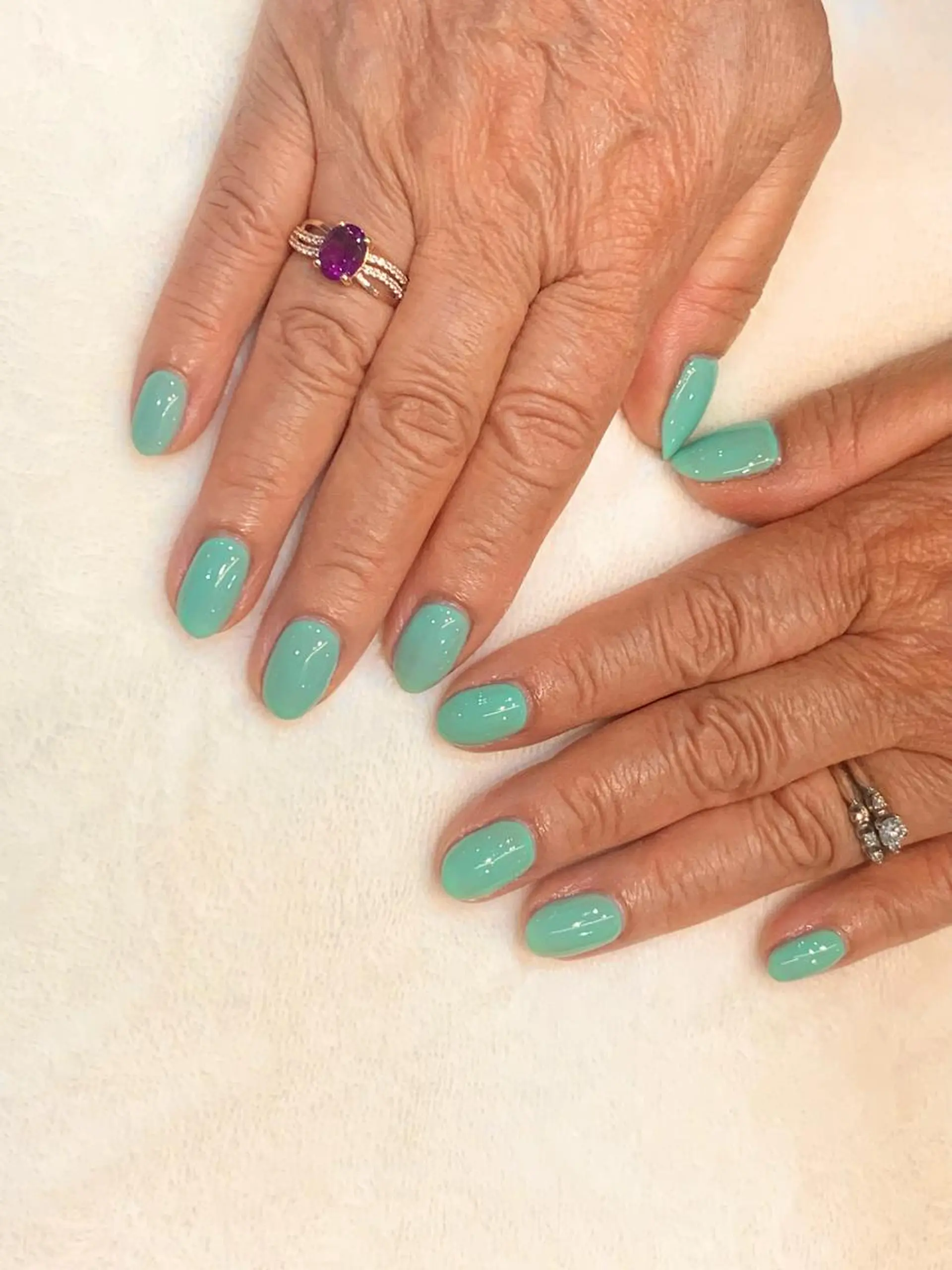 ネイル うるま市サロン Yuko Izawaのネイルデザイン