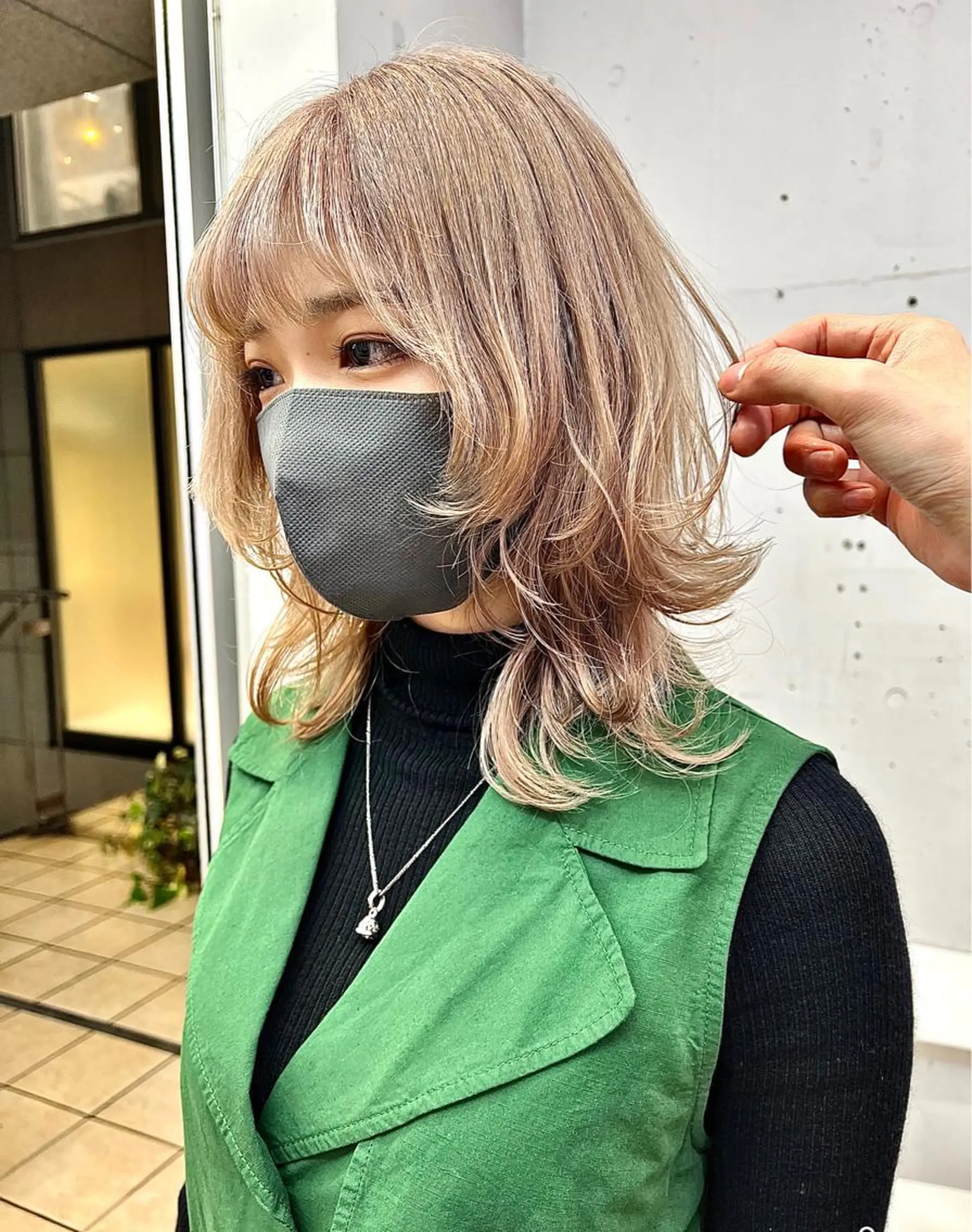 セミロング カラー ヘアアレンジ カット ヘアカラー トリートメント ヘアセット 🐺ウルフの神🐺 /カラー/けいすけのヘアスタイル