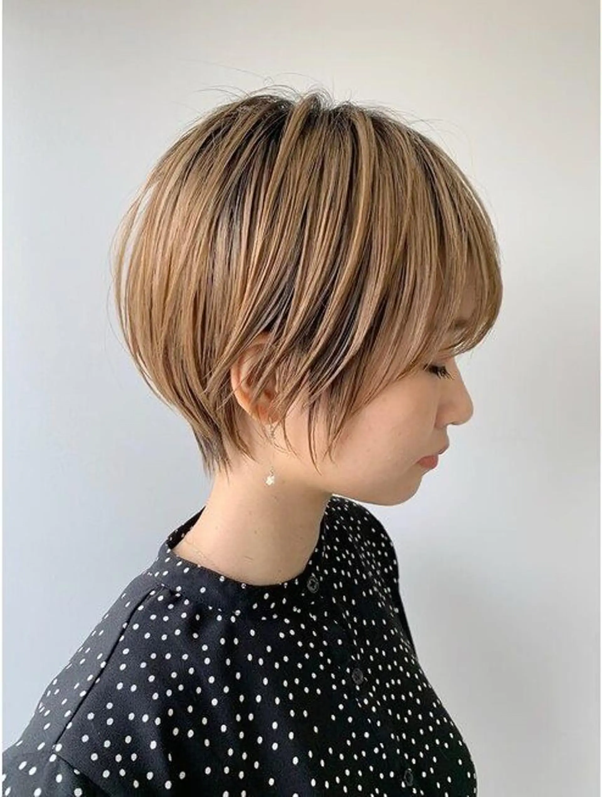 ショート カラー 吉田一輝 外国人パーマのヘアスタイル