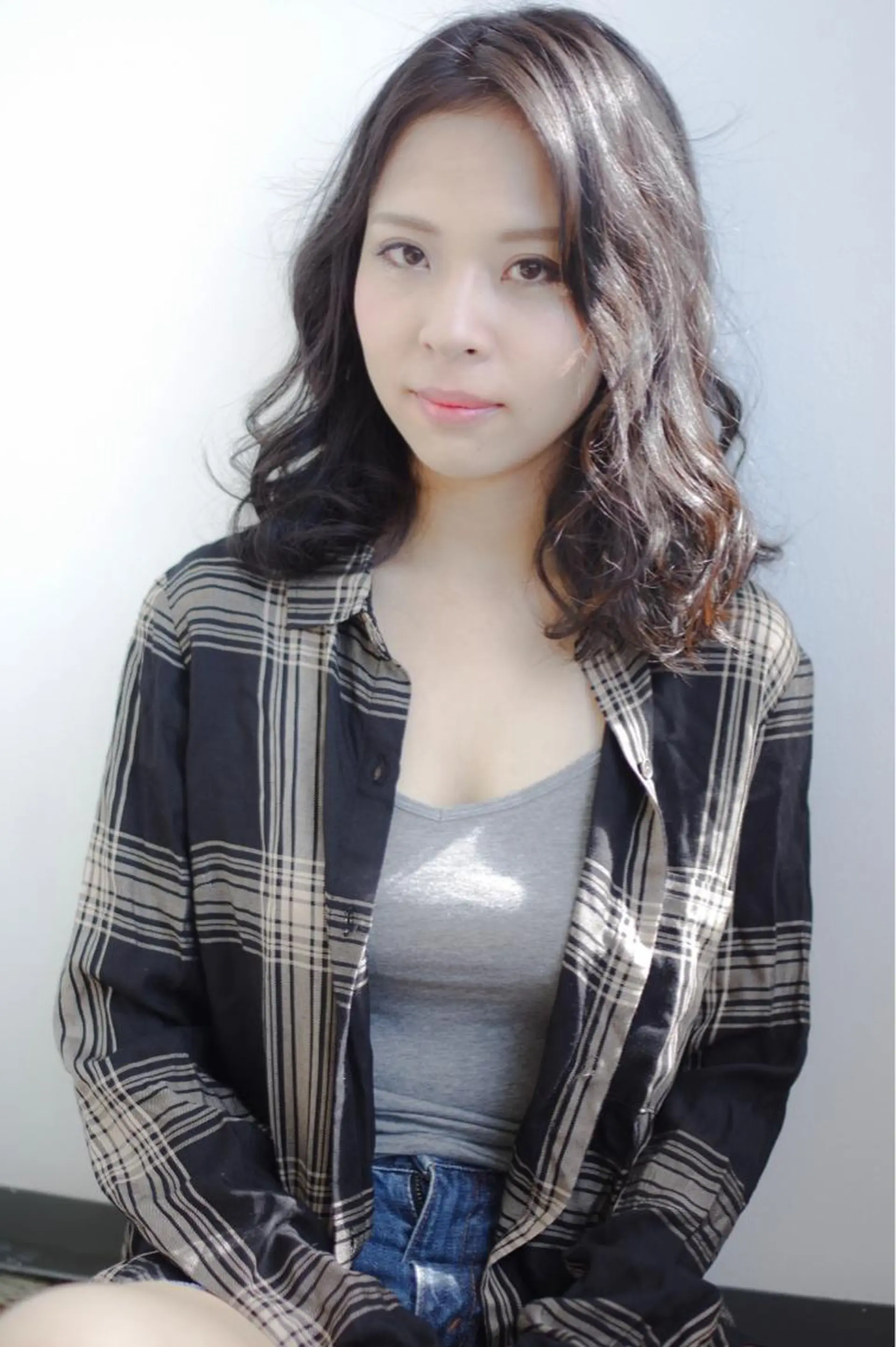 ミディアム セミロング カラー 🌈ディレクター🌈 徳松優希のヘアスタイル