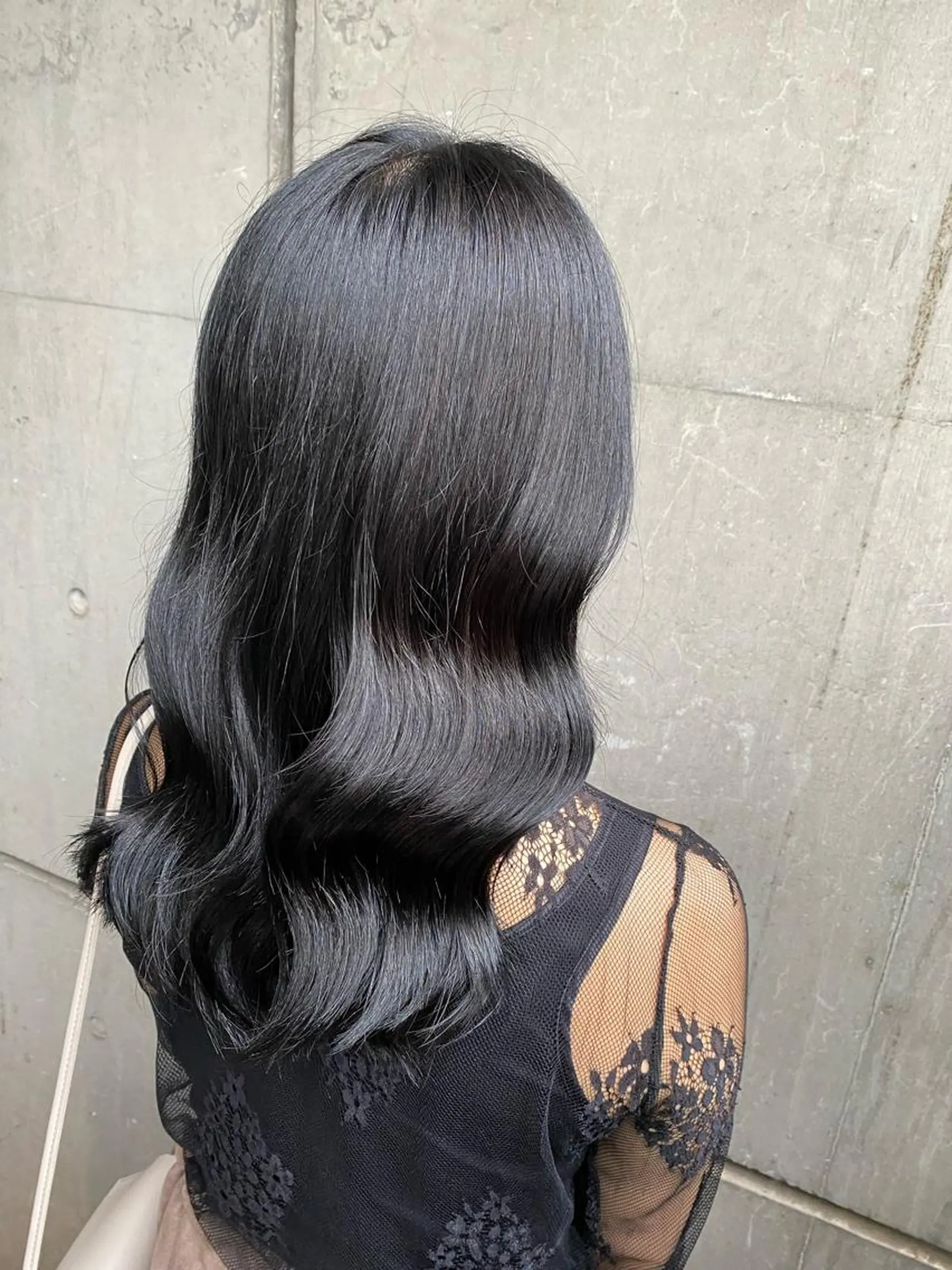 セミロング ヘアカラー 透け感ベージュ ／ミハルのヘアスタイル