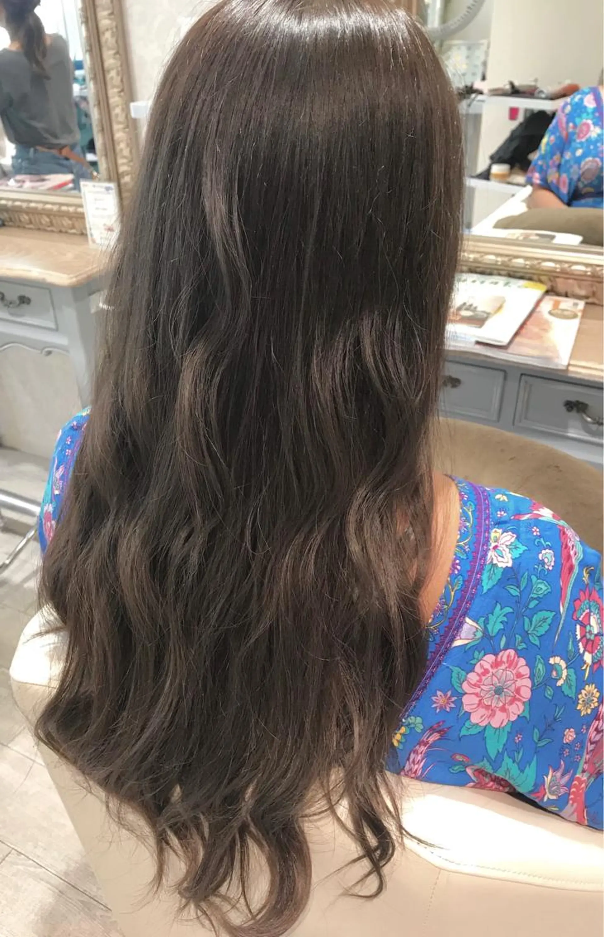 ロング カラー ブルーカラー ブルージュ color coutureのヘアスタイル