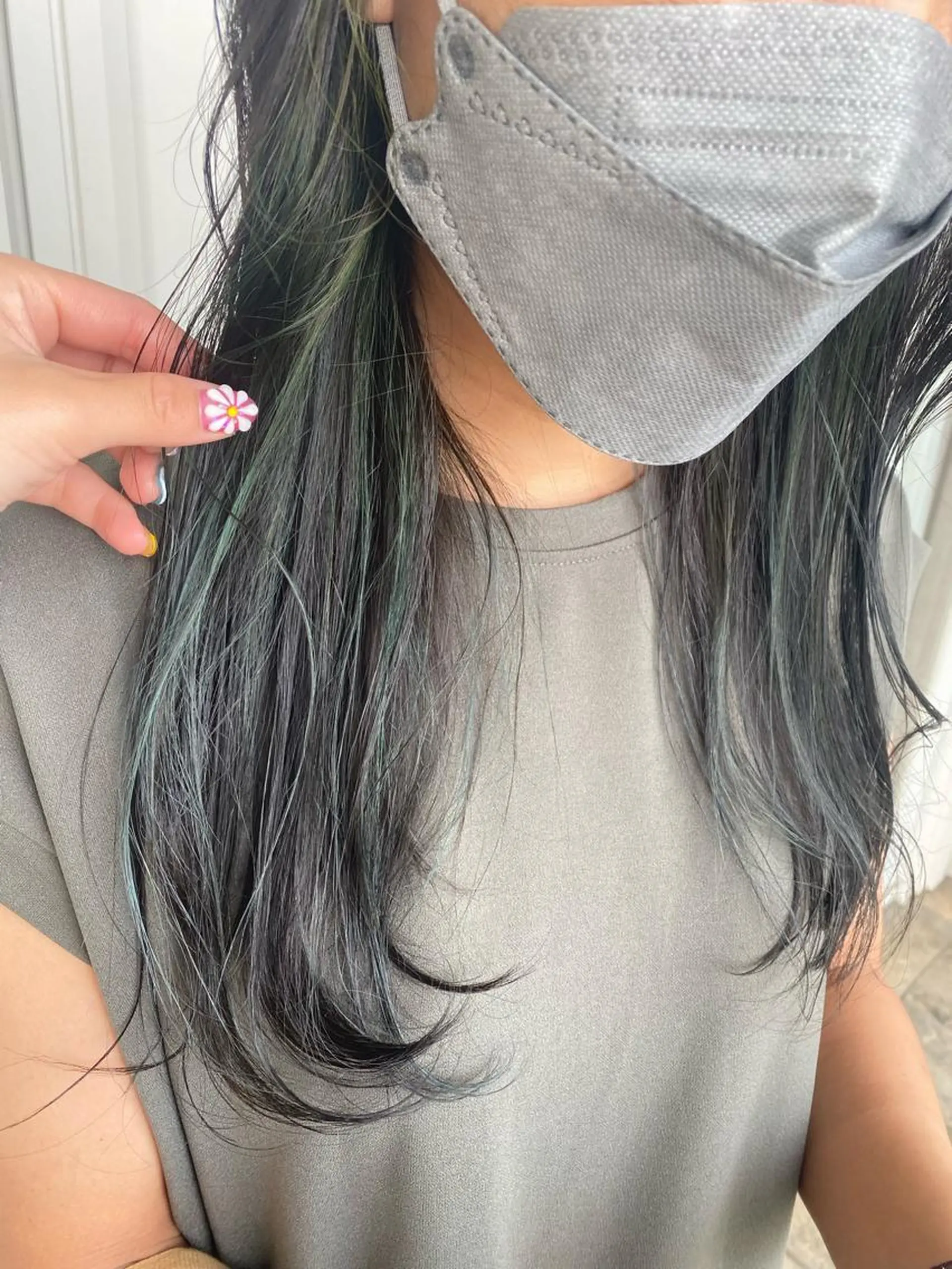 ロング カラー 🫧赤み消しカラー nanami🫧のヘアスタイル