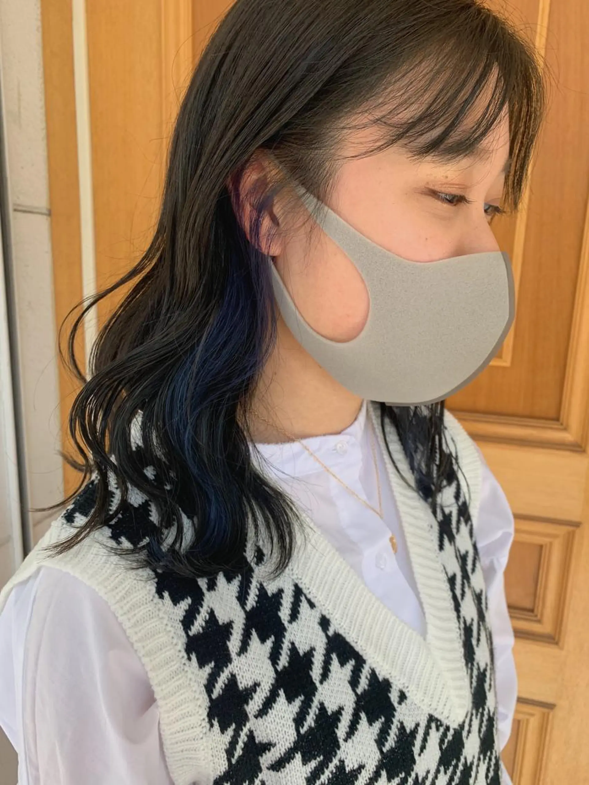 ミディアム カラー ブリーチ ブルーカラー ブルージュ イヤリングカラー ネイビーカラー ヘアカラー m ā l o.🌷 サカモトマイコのヘアスタイル