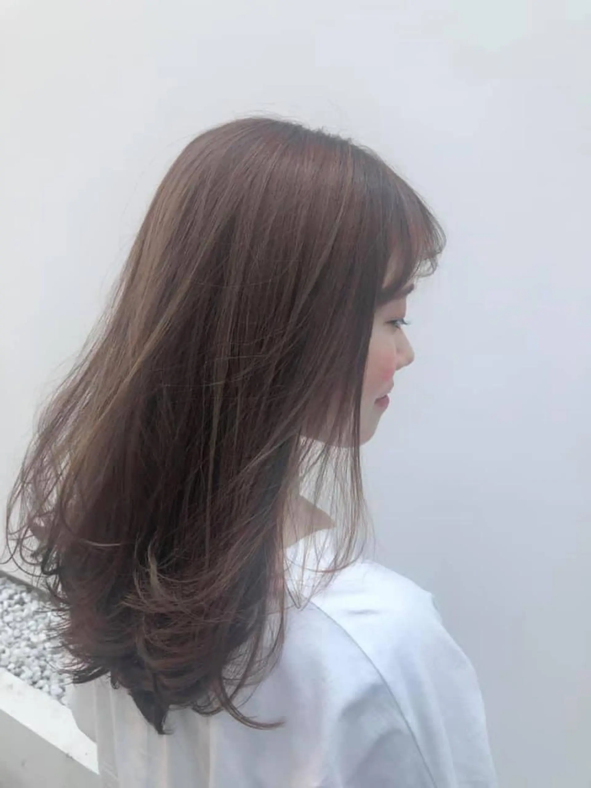 セミロング カット ヘアカラー トリートメント ブリーチなしカラー/ 顔周りレイヤーカットのヘアスタイル