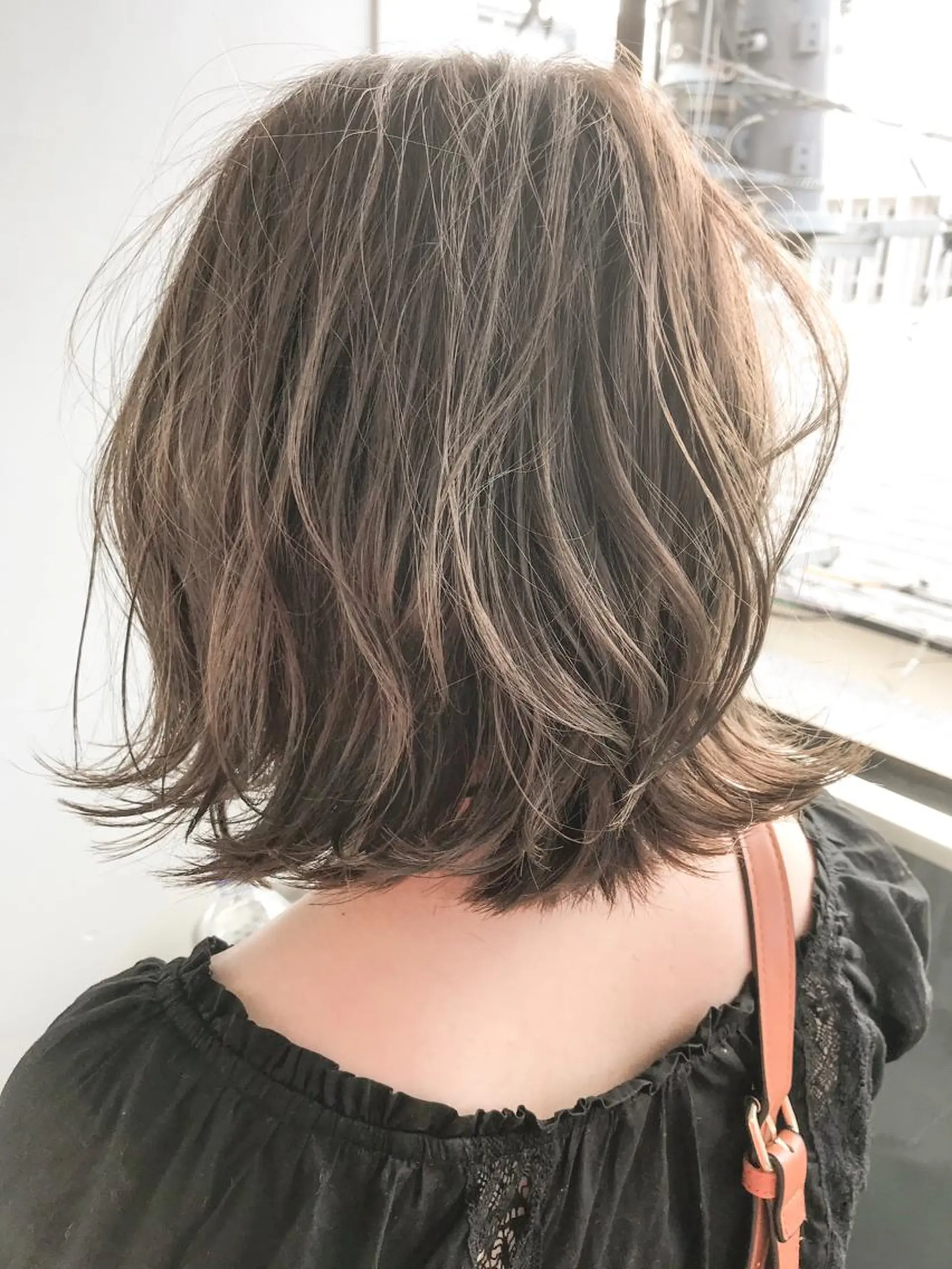 ミディアム カラー ショート/レイヤー なら石井知希のヘアスタイル