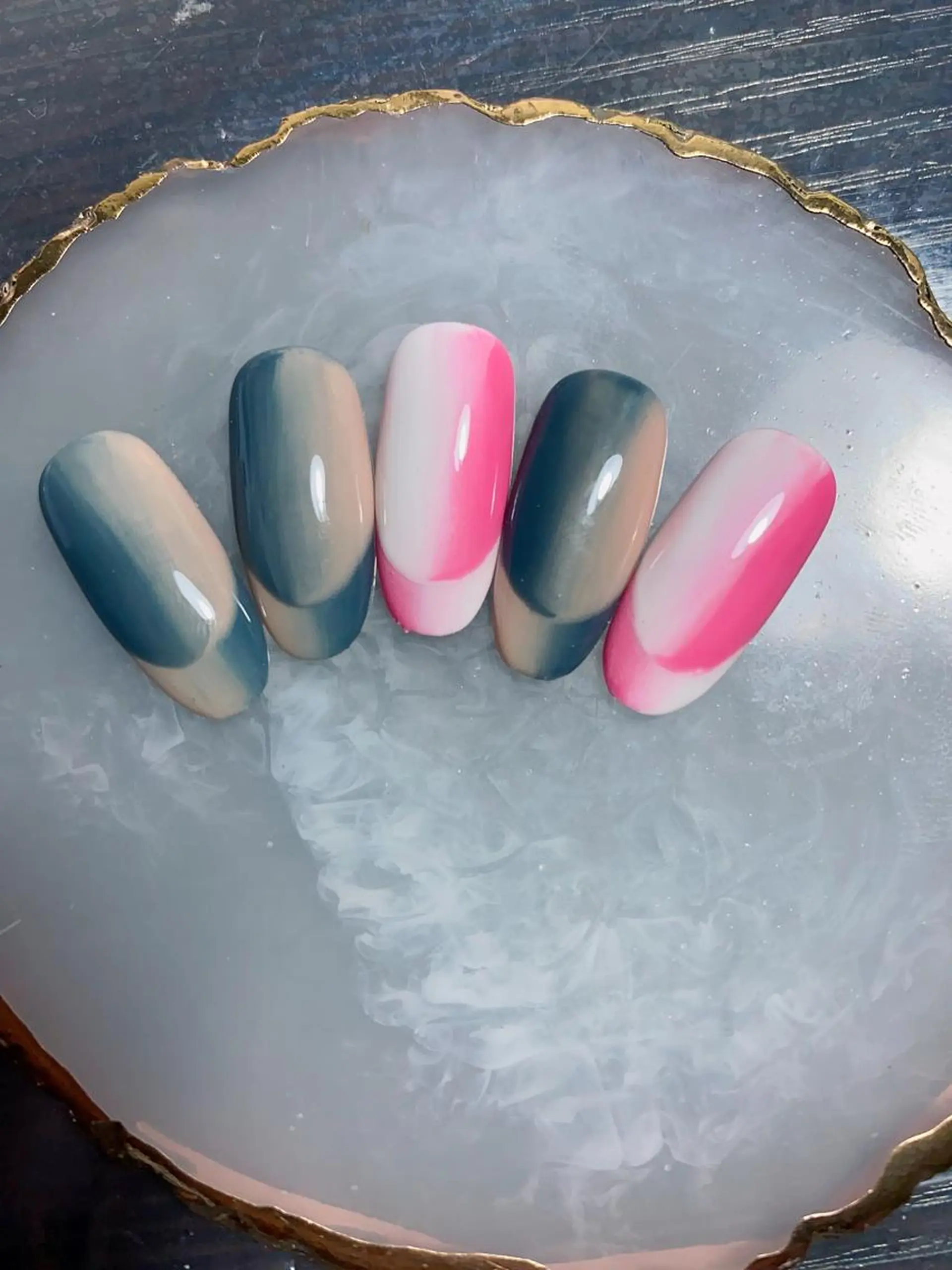 ネイル えい このネイルデザイン