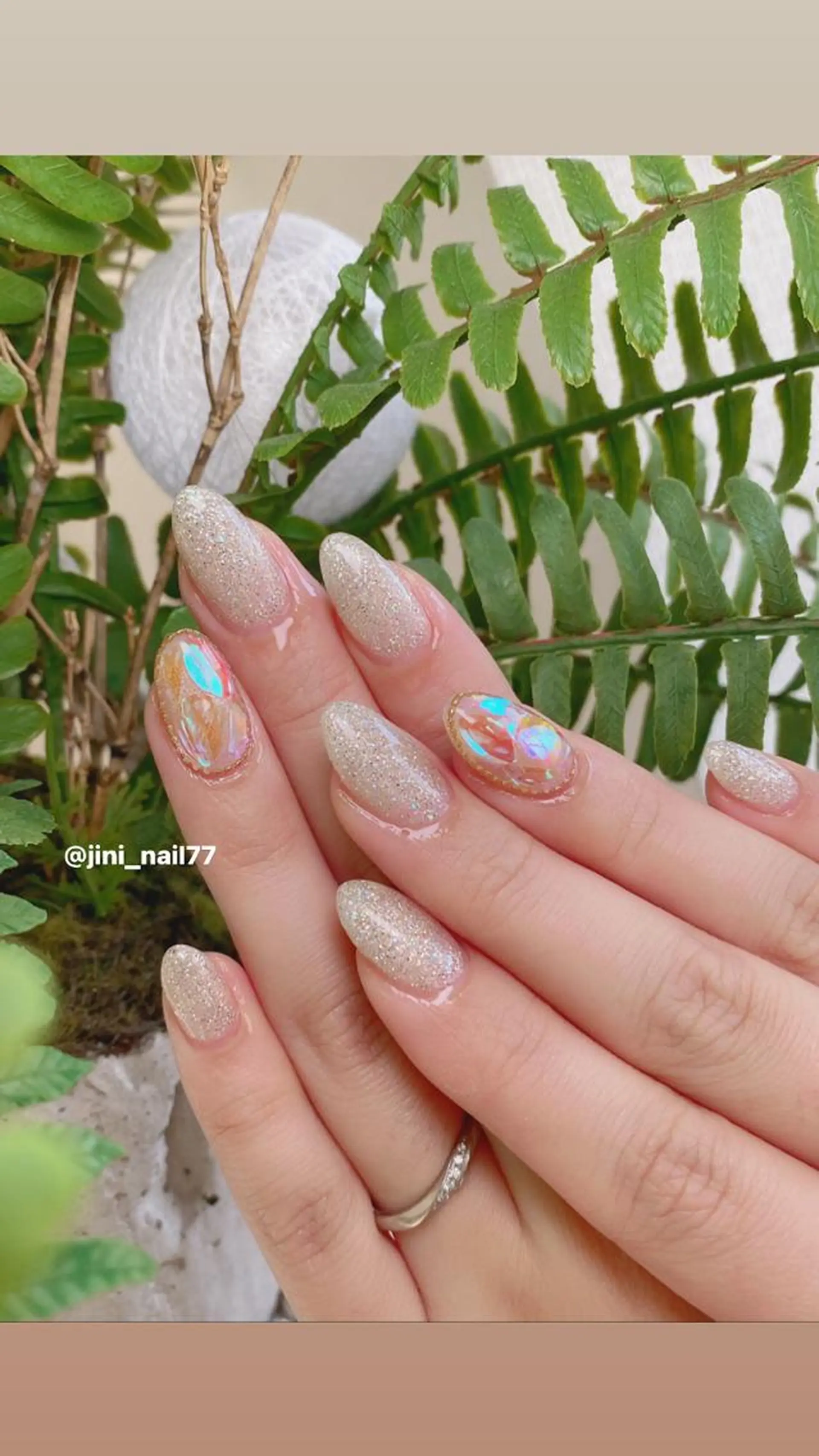 ネイル ハンドネイル JINI NAIL所属・ジニ ネイルのネイルデザイン