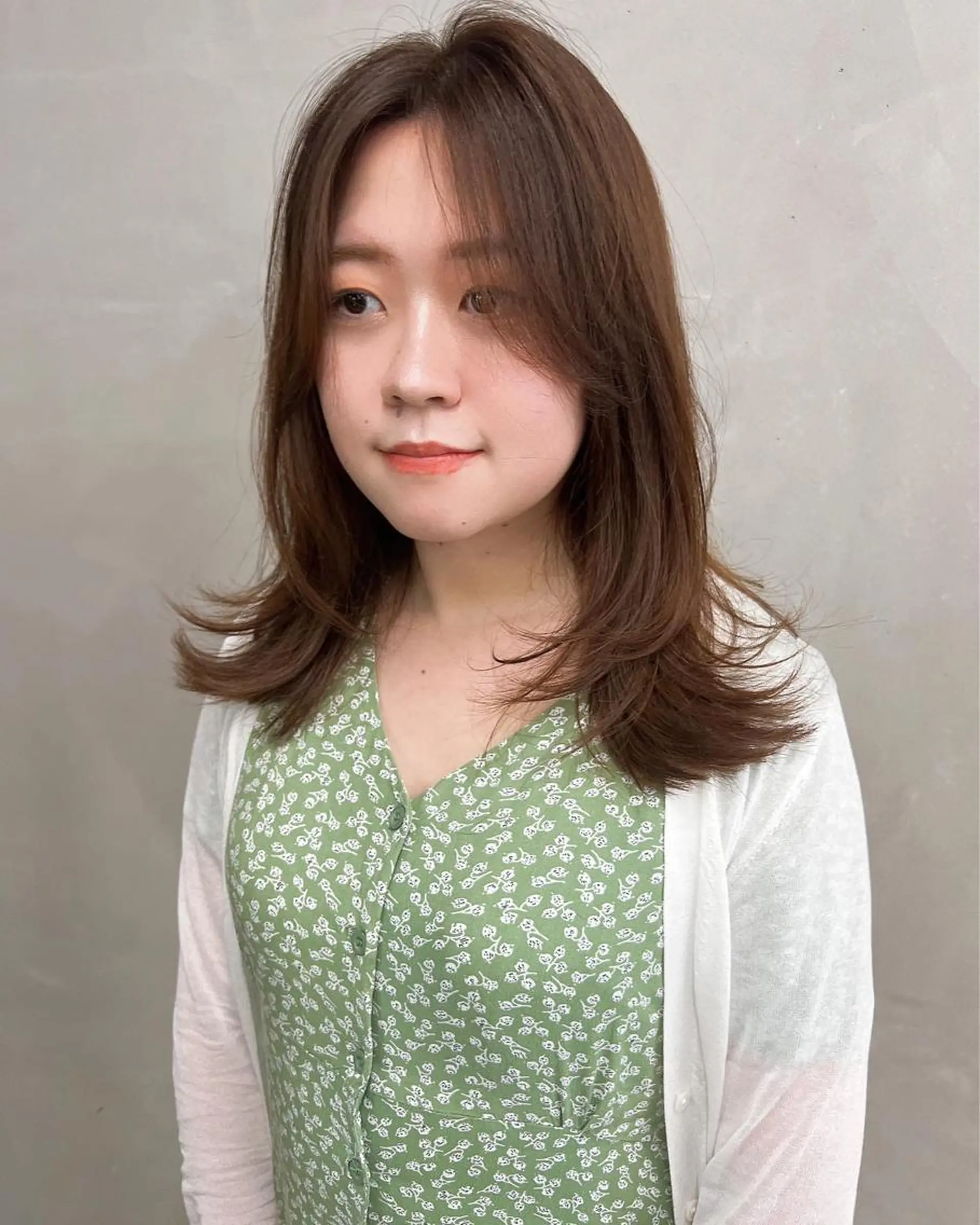 ロング レイヤーカット カット ヘアカラー 誰よりも丁寧なカット 🍀小林輝のヘアスタイル