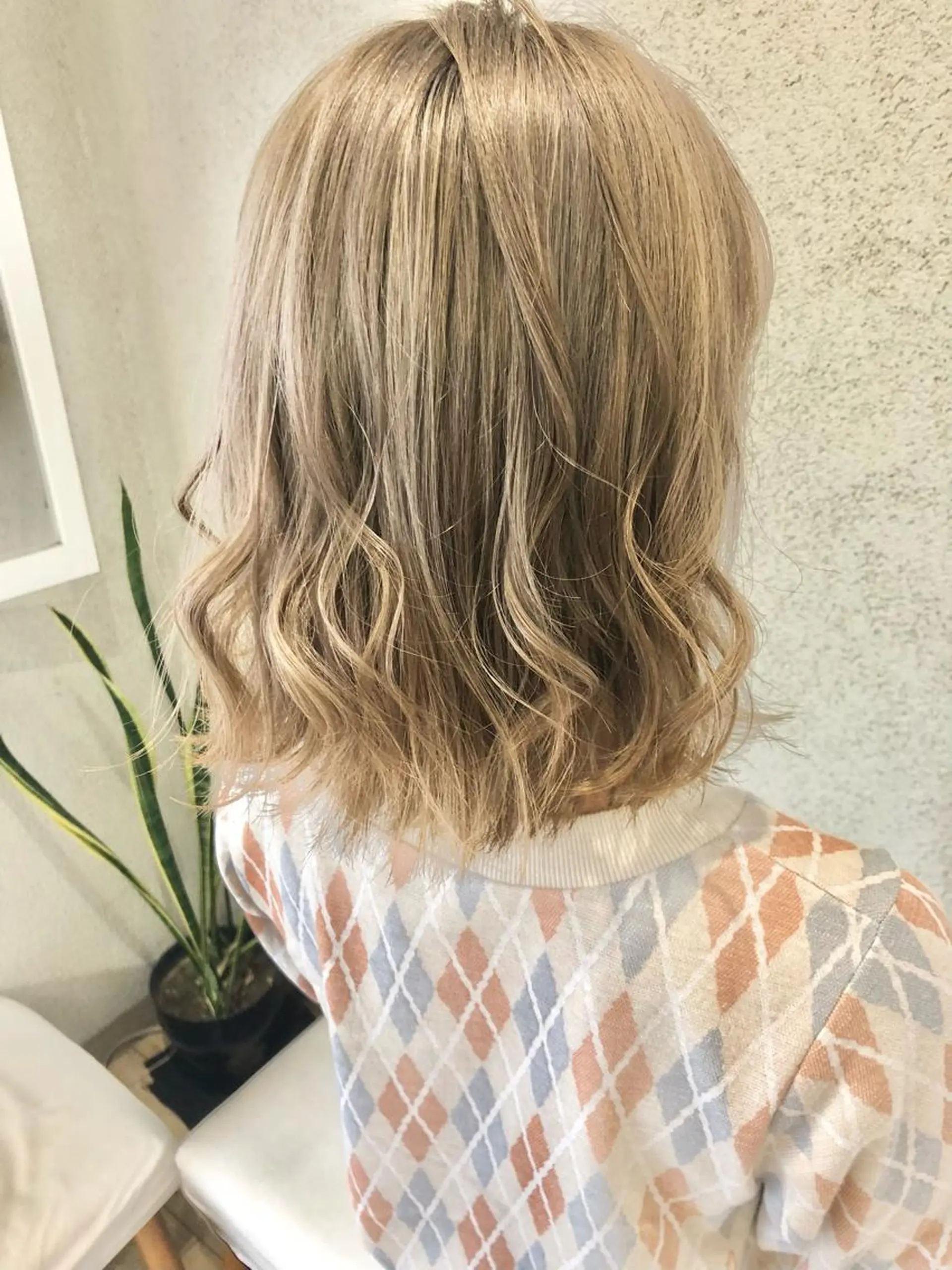 ミディアム ヘアカラー 阿部 美咲のヘアスタイル