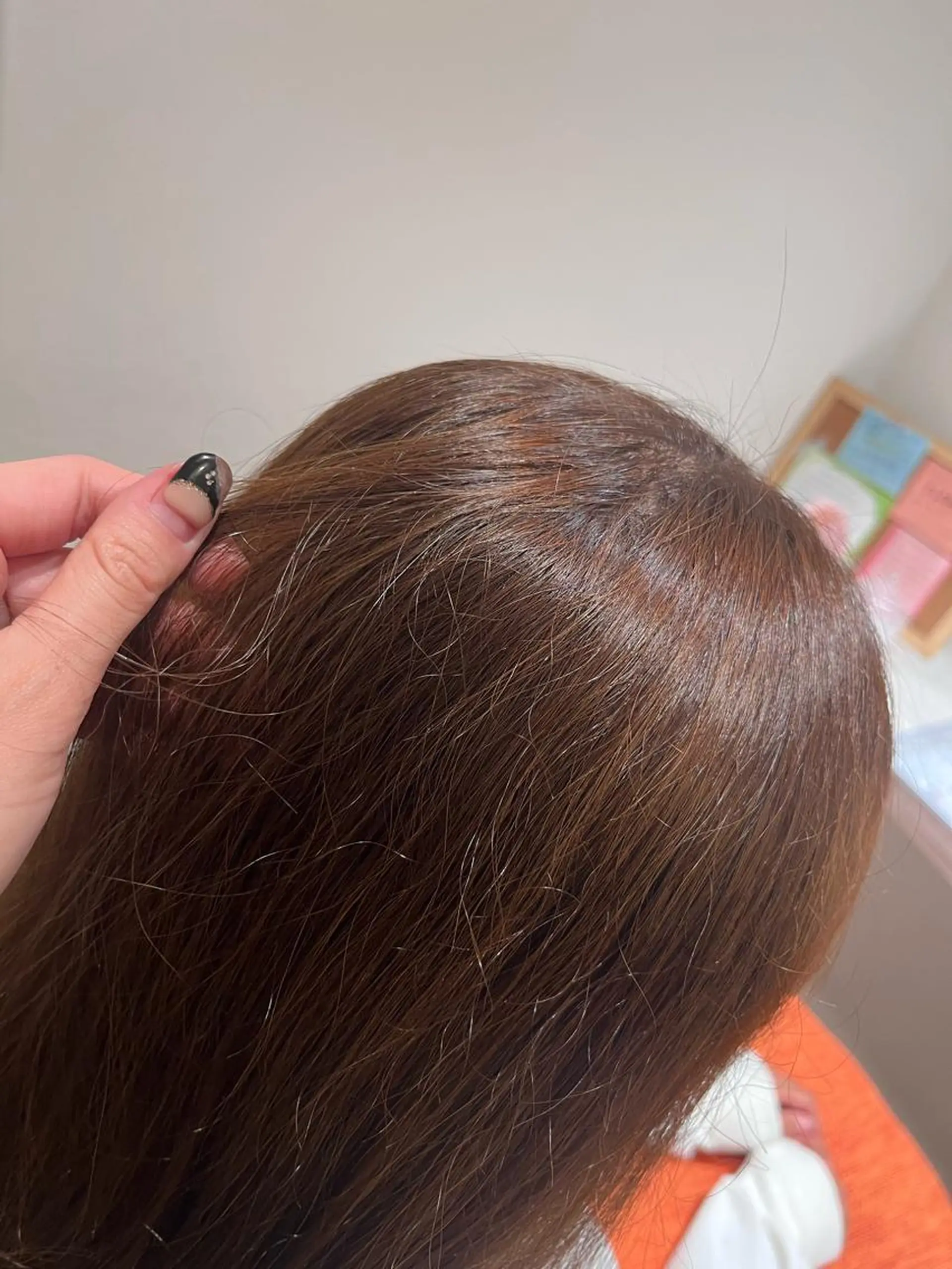 カラー 関根 菜帆のヘアスタイル